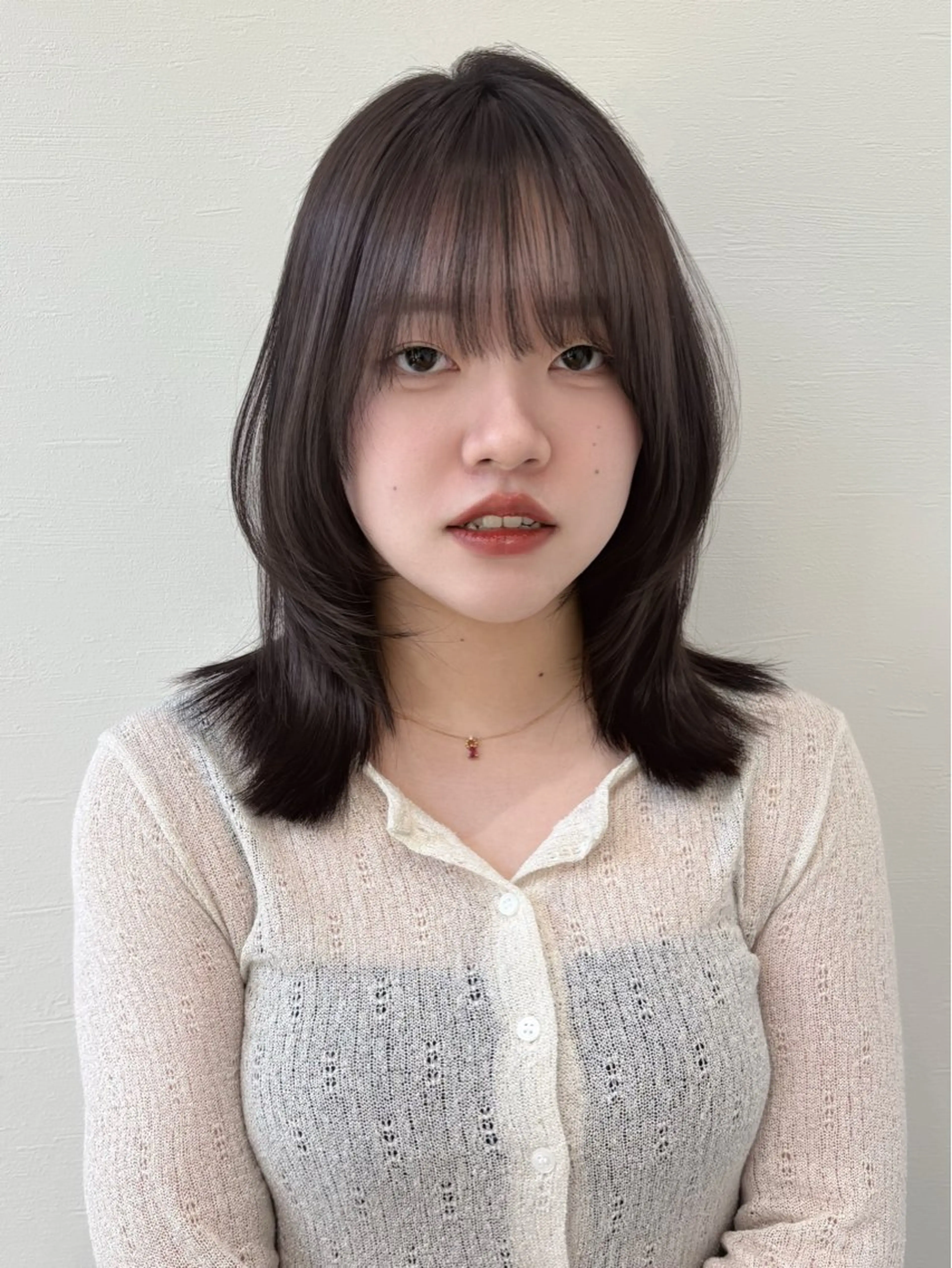 ミディアム カラー 似合わせ前髪／ 小顔カット🎀そうのヘアスタイル