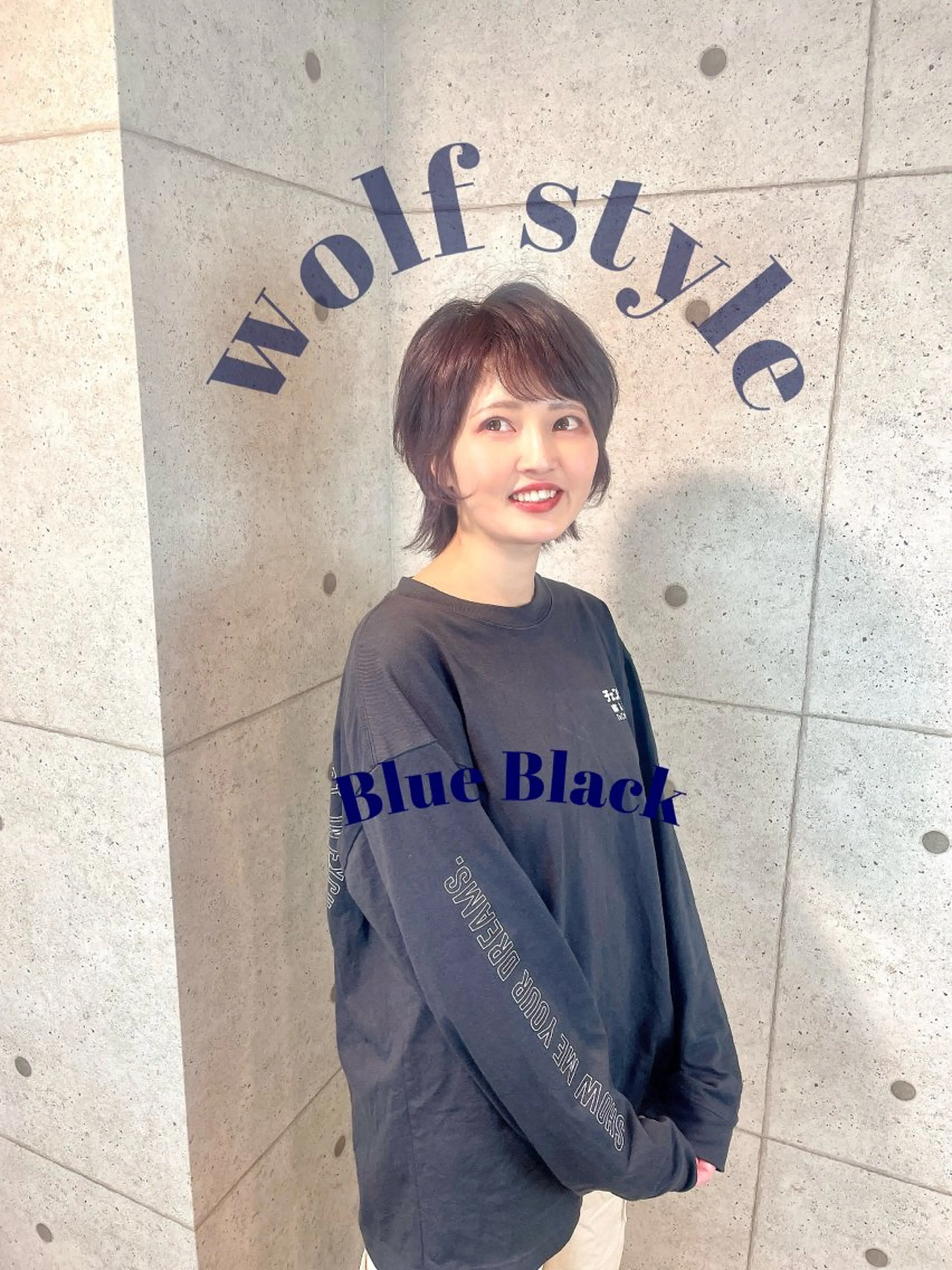 ショート カット ヘアカラー 韓国風/小顔レイヤー /艶カラーのヘアスタイル