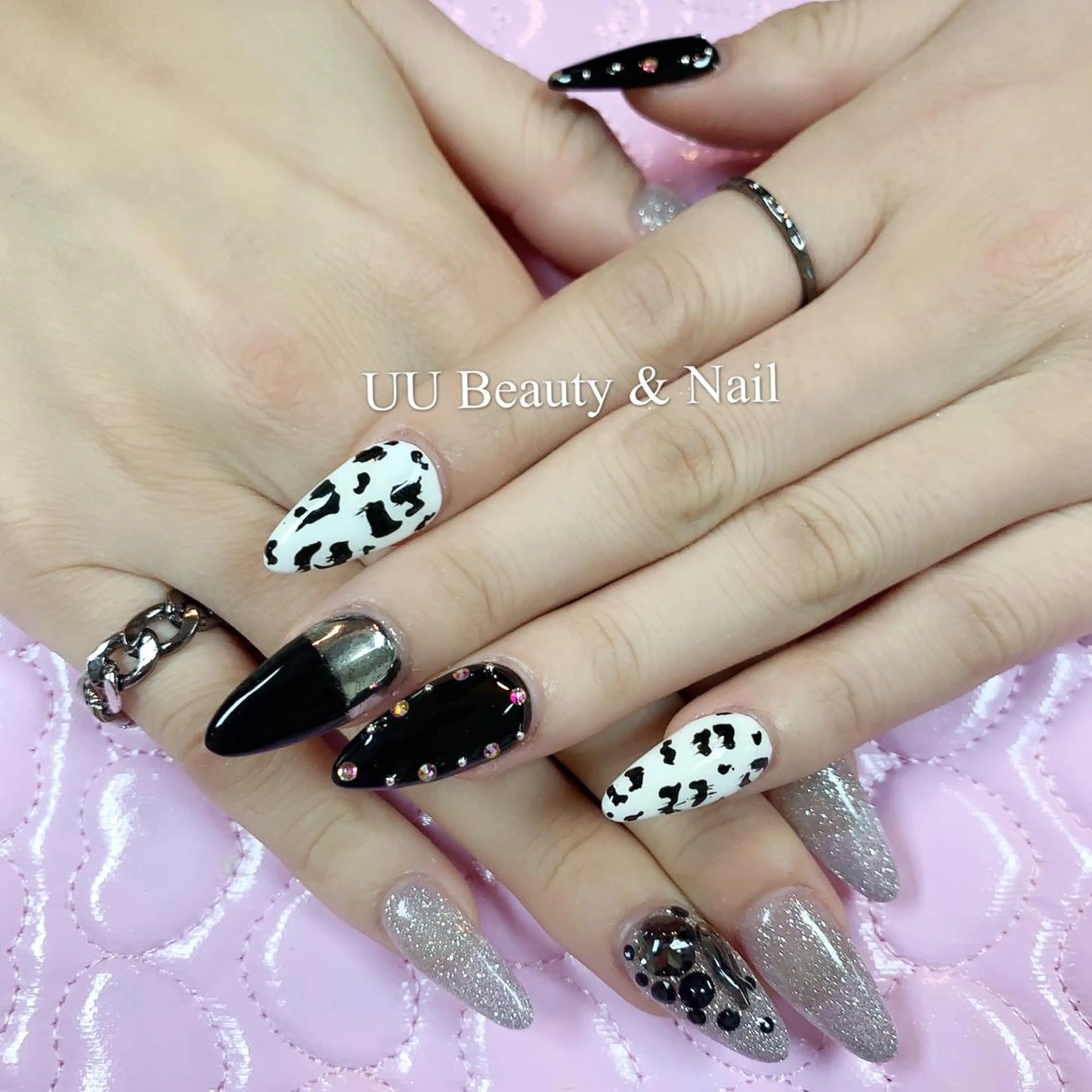 ネイル UU Salon所属・UU ゆきのネイルデザイン