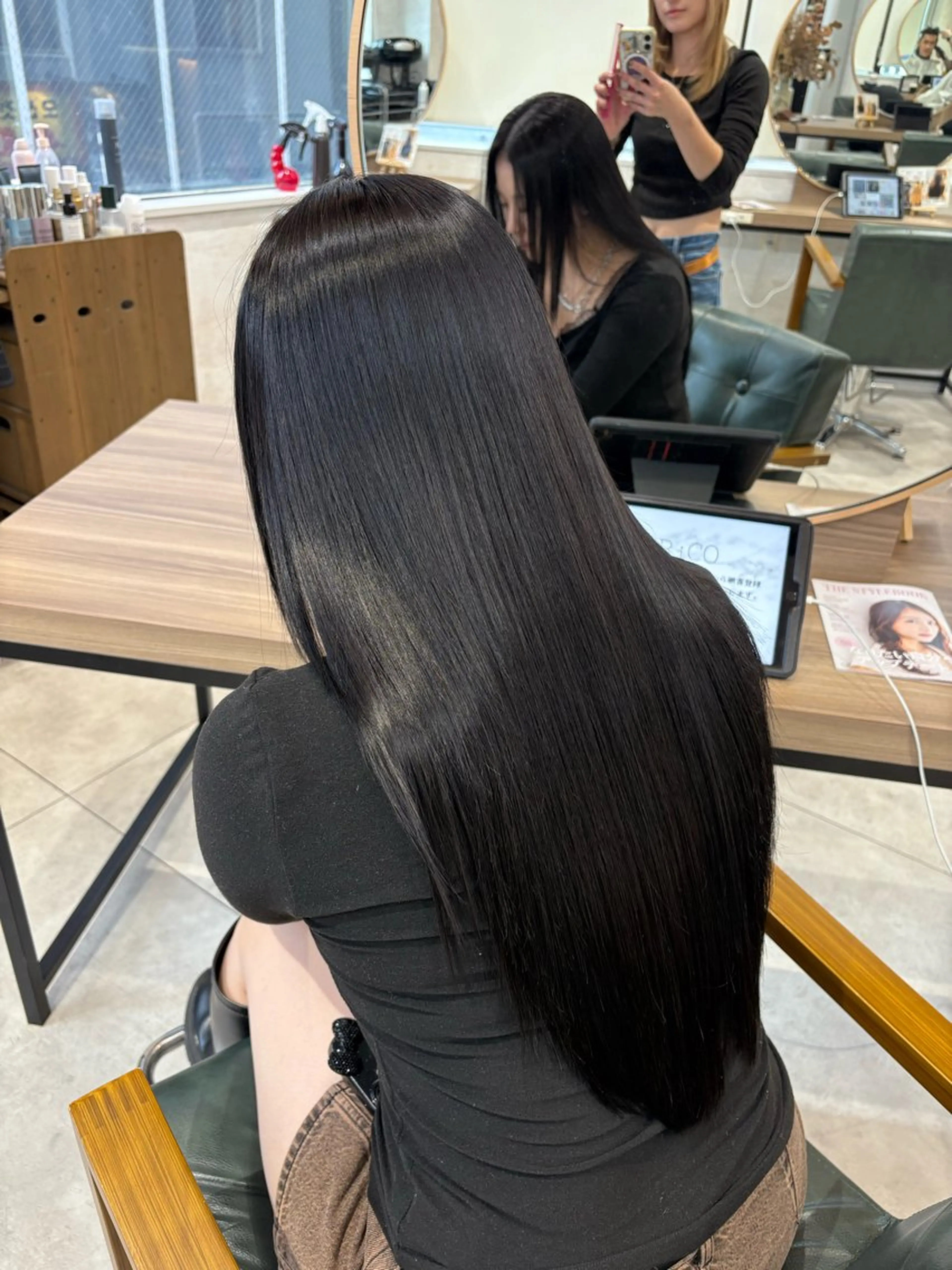 カラー ヘアカラー 🧸艶ブリーチ/深み カラー🌺Noa🌺のヘアスタイル