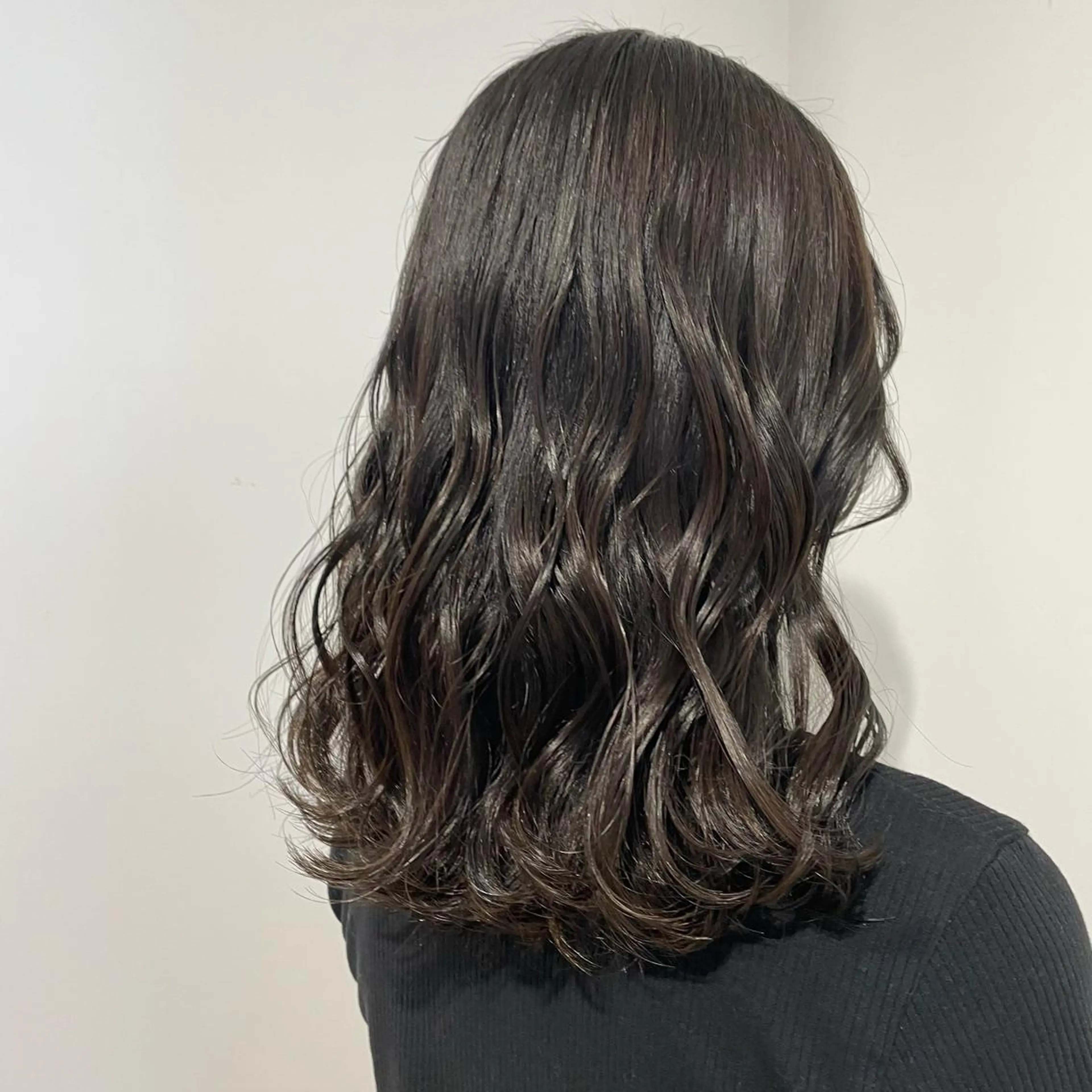 ロング カラー あずま みゆのヘアスタイル