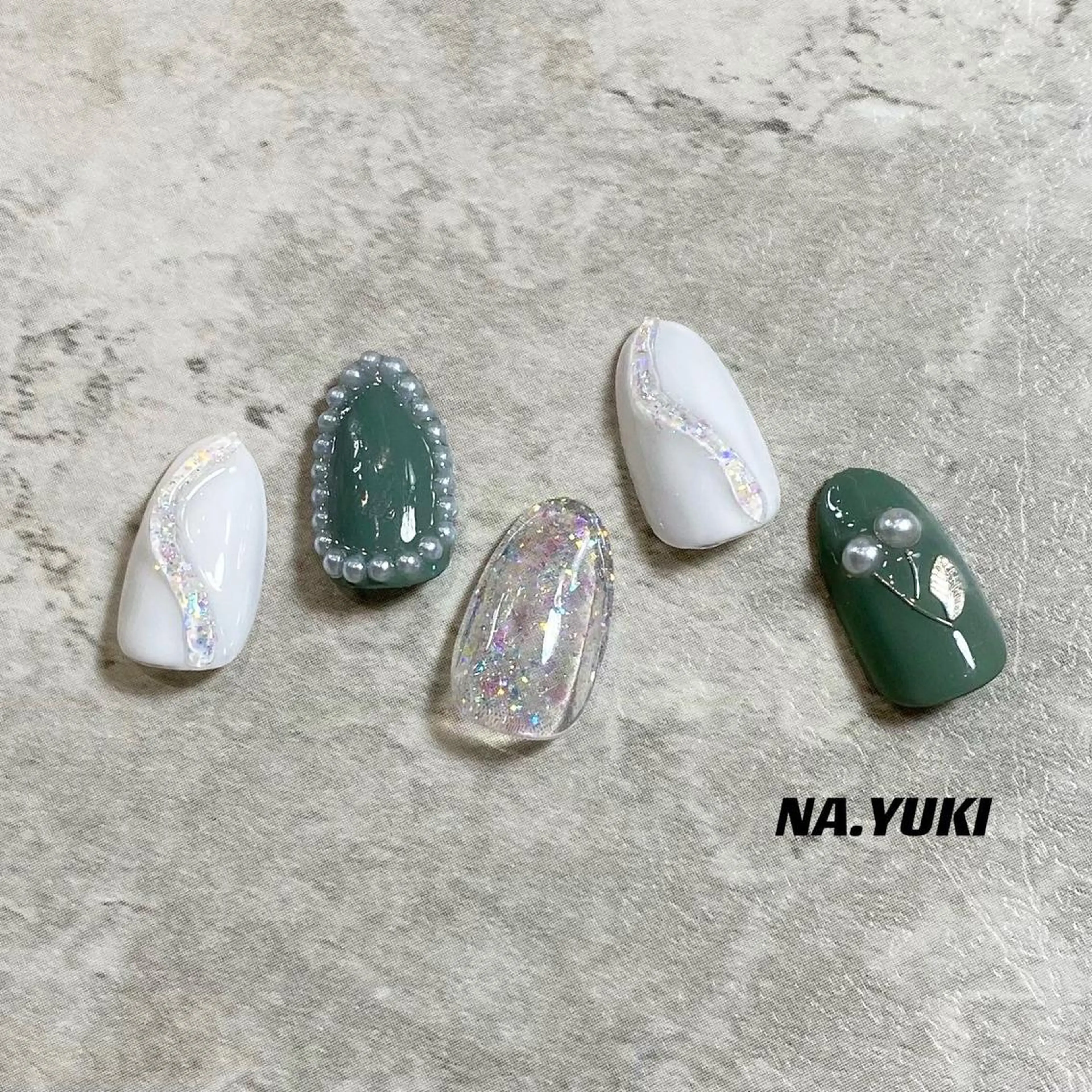 ネイル ハンドネイル ハンドケア ナユキNA.YUKI 池袋店のネイルデザイン