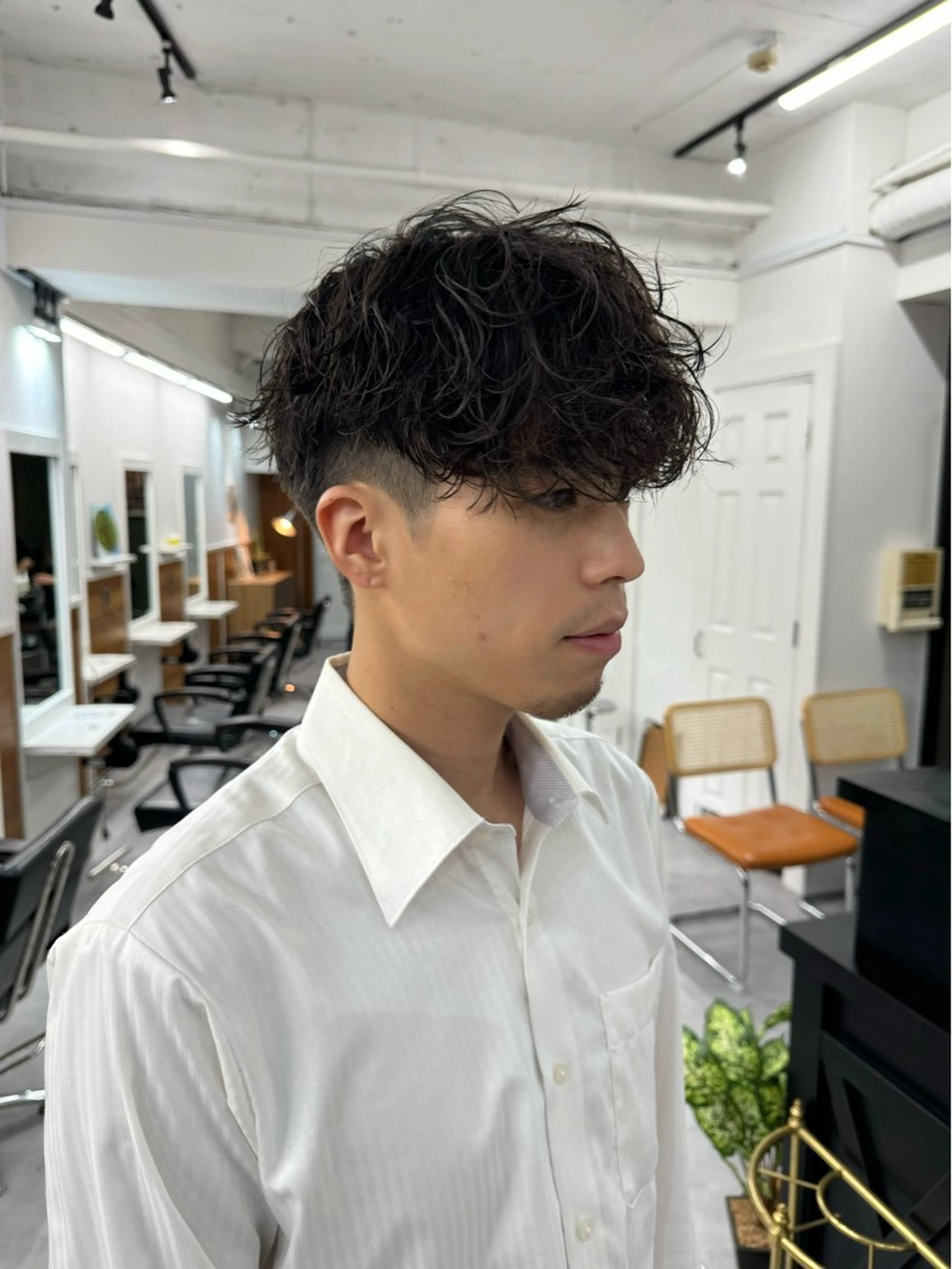 パーマ メンズ メンズパーマ スペインカール ツイストスパイラルパーマ スパイラルパーマ カット パーマ トリートメント シャドウパーマ/ 波巻パーマYu-Kiのヘアスタイル