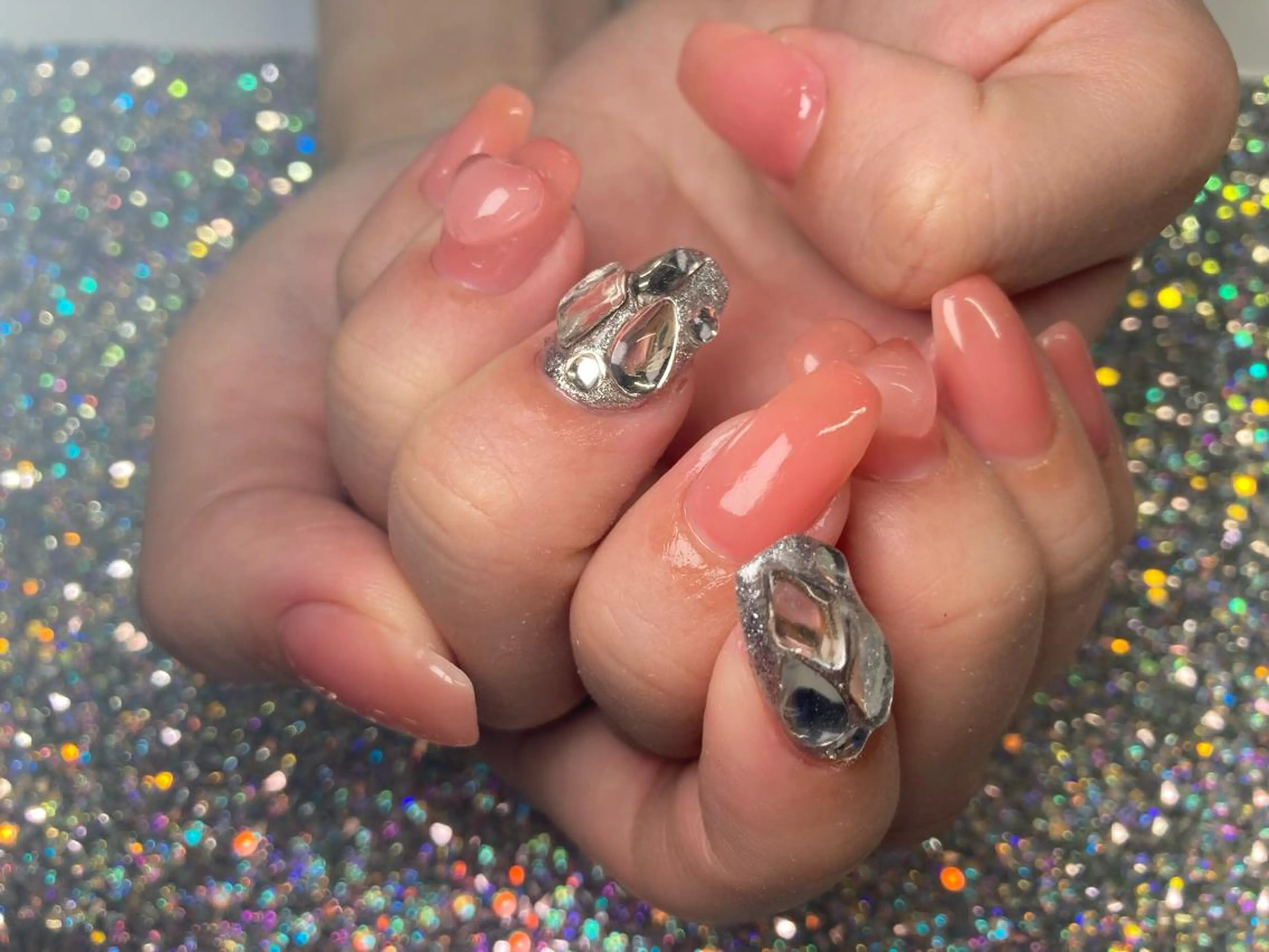 ネイル キラキラネイル Nail Salon L’arc所属・Kawasaki Shinyaのネイルデザイン