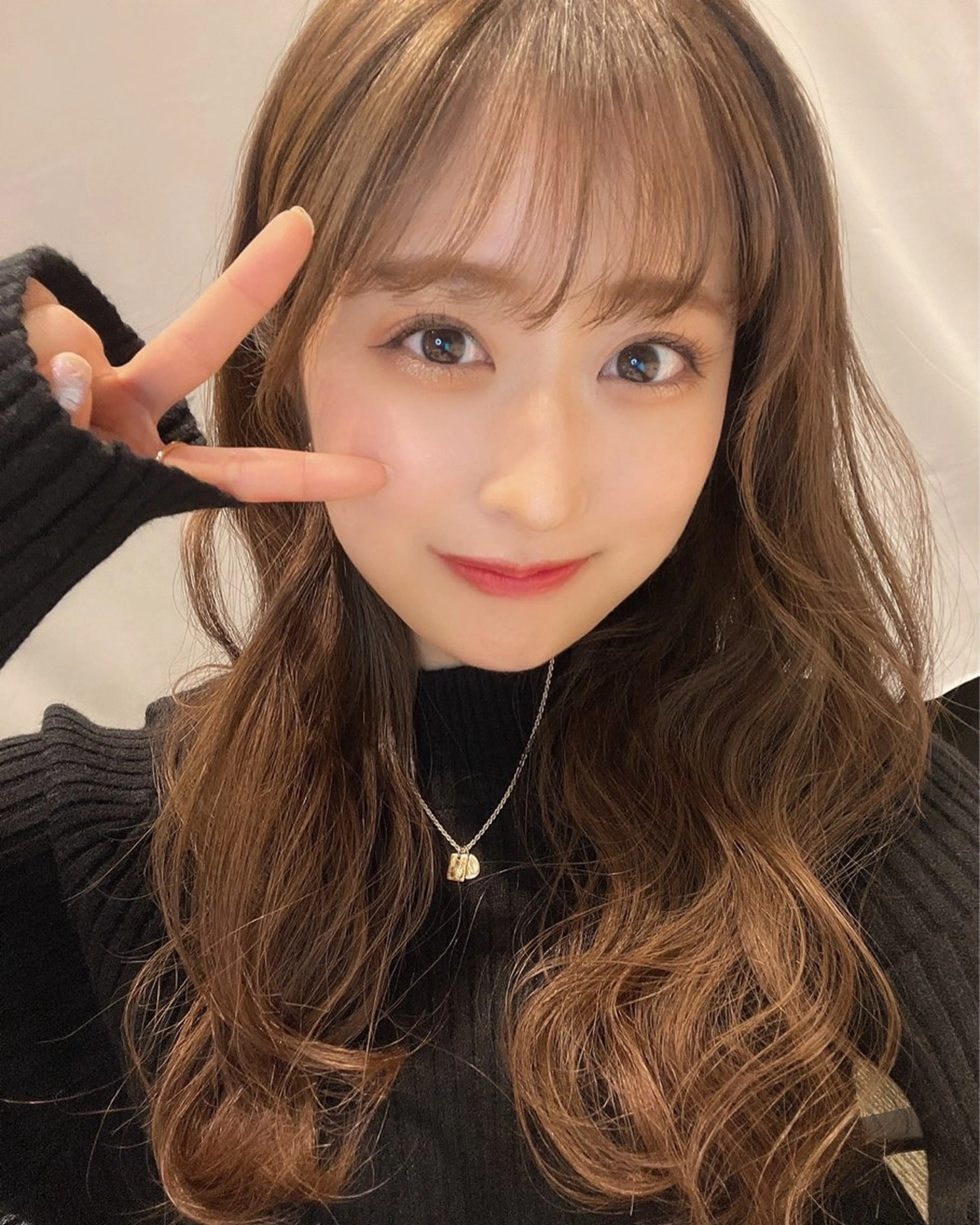 セミロング カラー パーマ ヘアアレンジ ハイライトカラー ハイライト 似合わせカット シースルーバング VIVIE【ヴィヴィ】所属・髪質改善/韓国風 レイヤー/田村祐樹のヘアスタイル