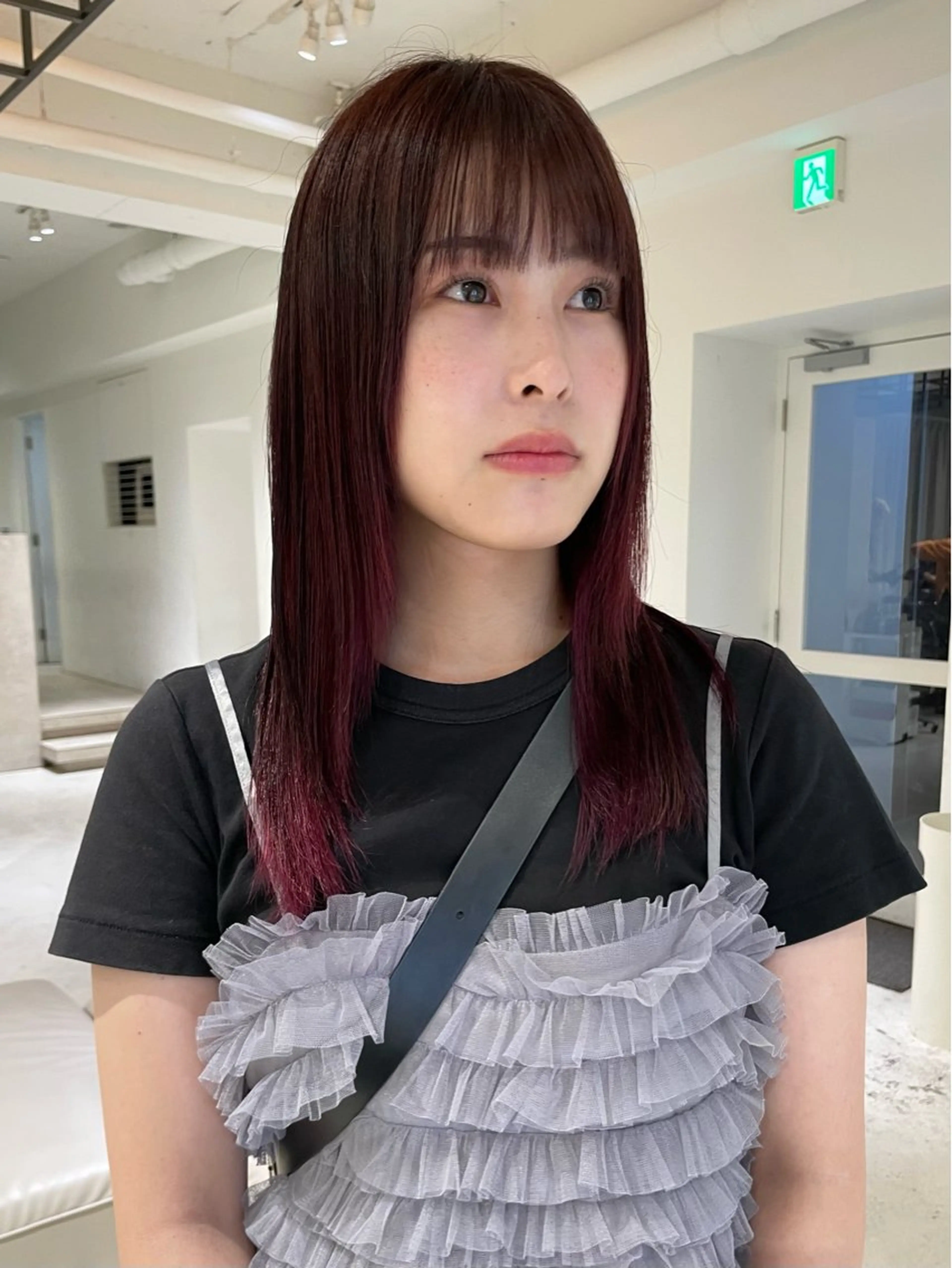 セミロング カラー ヘアカラー loely 💞miyuのヘアスタイル