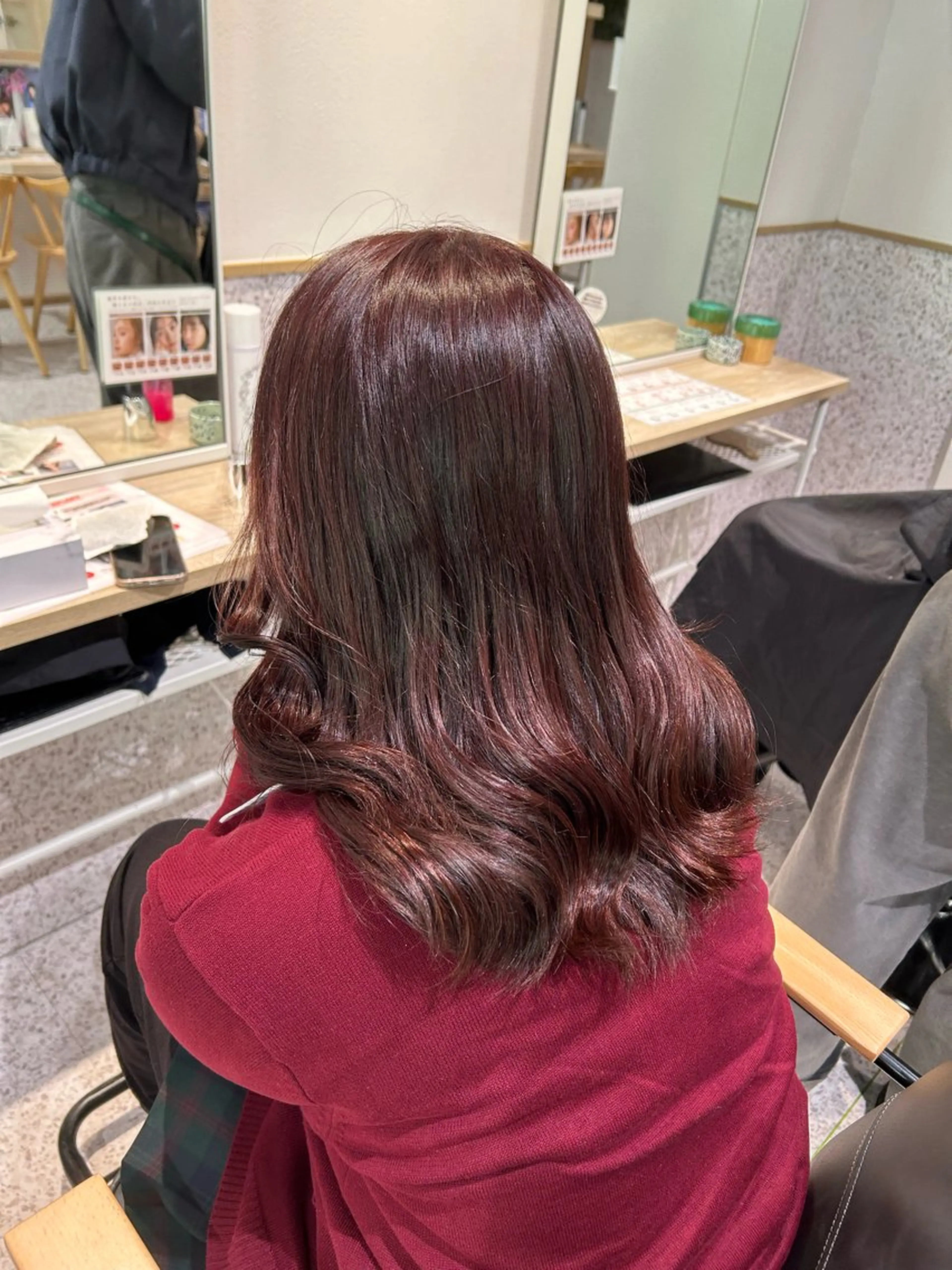 カラー ダブルカラー イヤリングカラー ハイトーンカラー インナーカラー 髪質改善 ヘアカラー ♡ハイトーン★ ネイル/しの♡のヘアスタイル