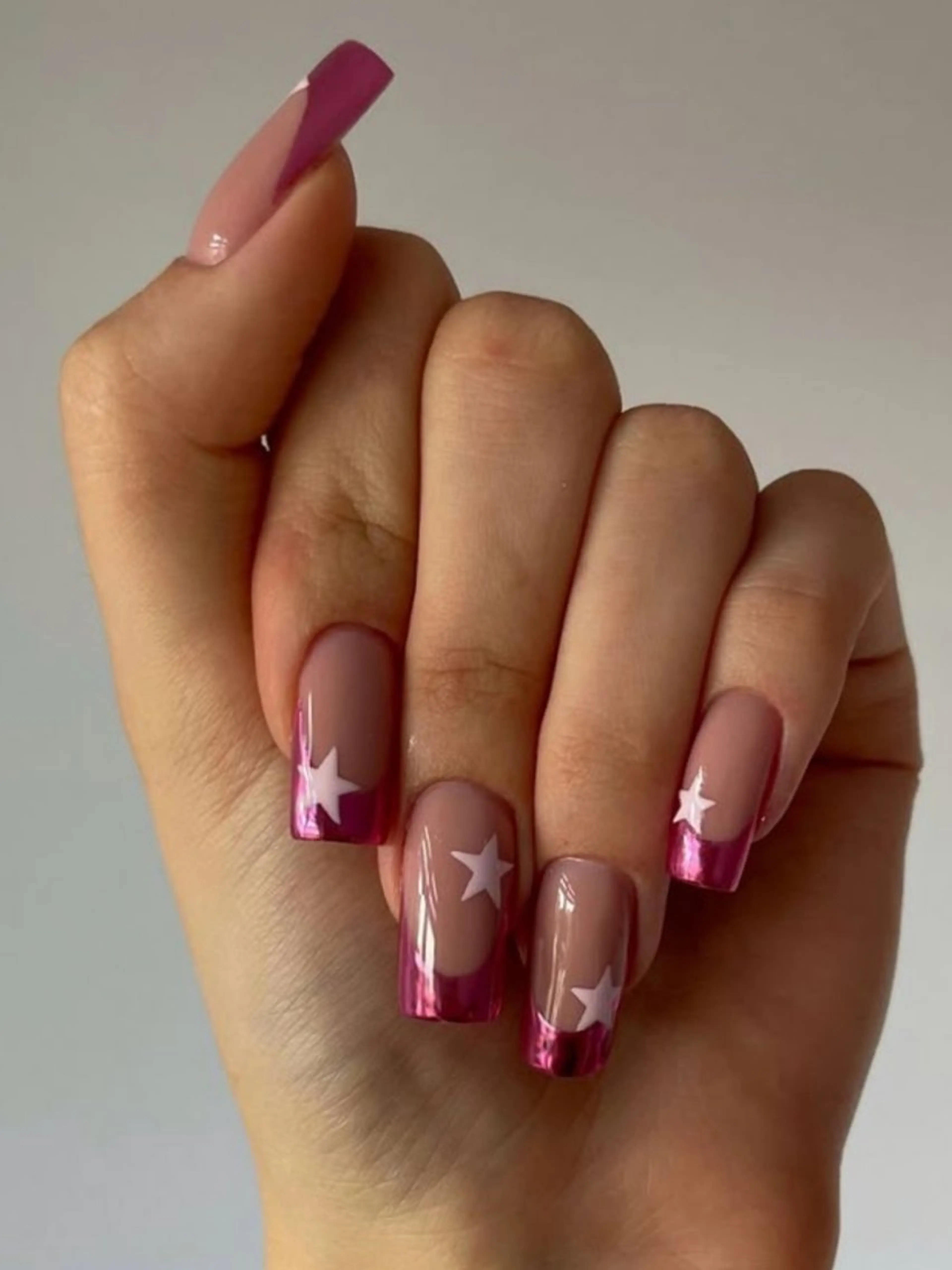 ネイル シンプルネイル Her Nails Yokosuka Chuo所属・HerNails  Yokosukaのネイルデザイン