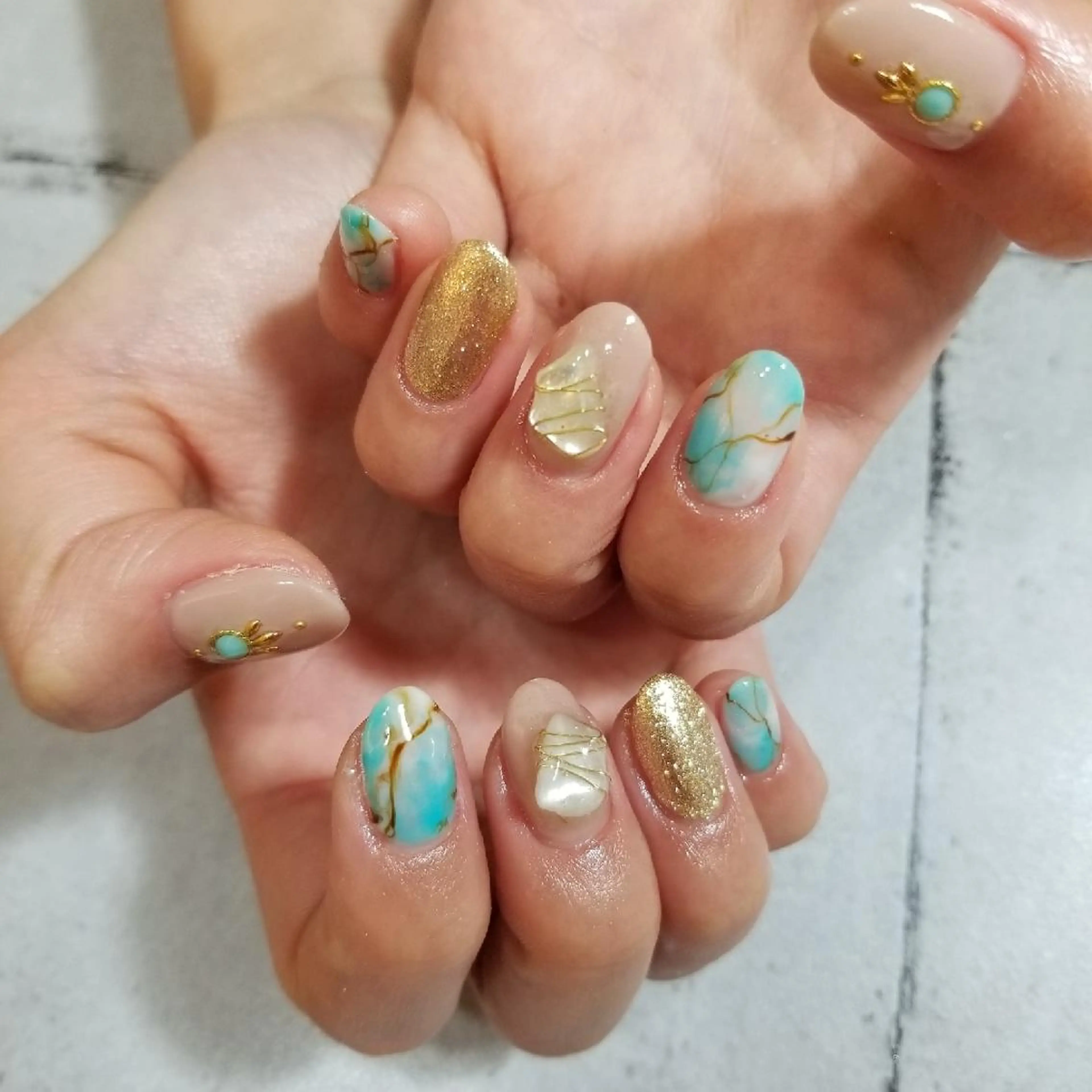 ネイル nailatelier nijiiro.所属・nijiiro🌈 サトウのネイルデザイン