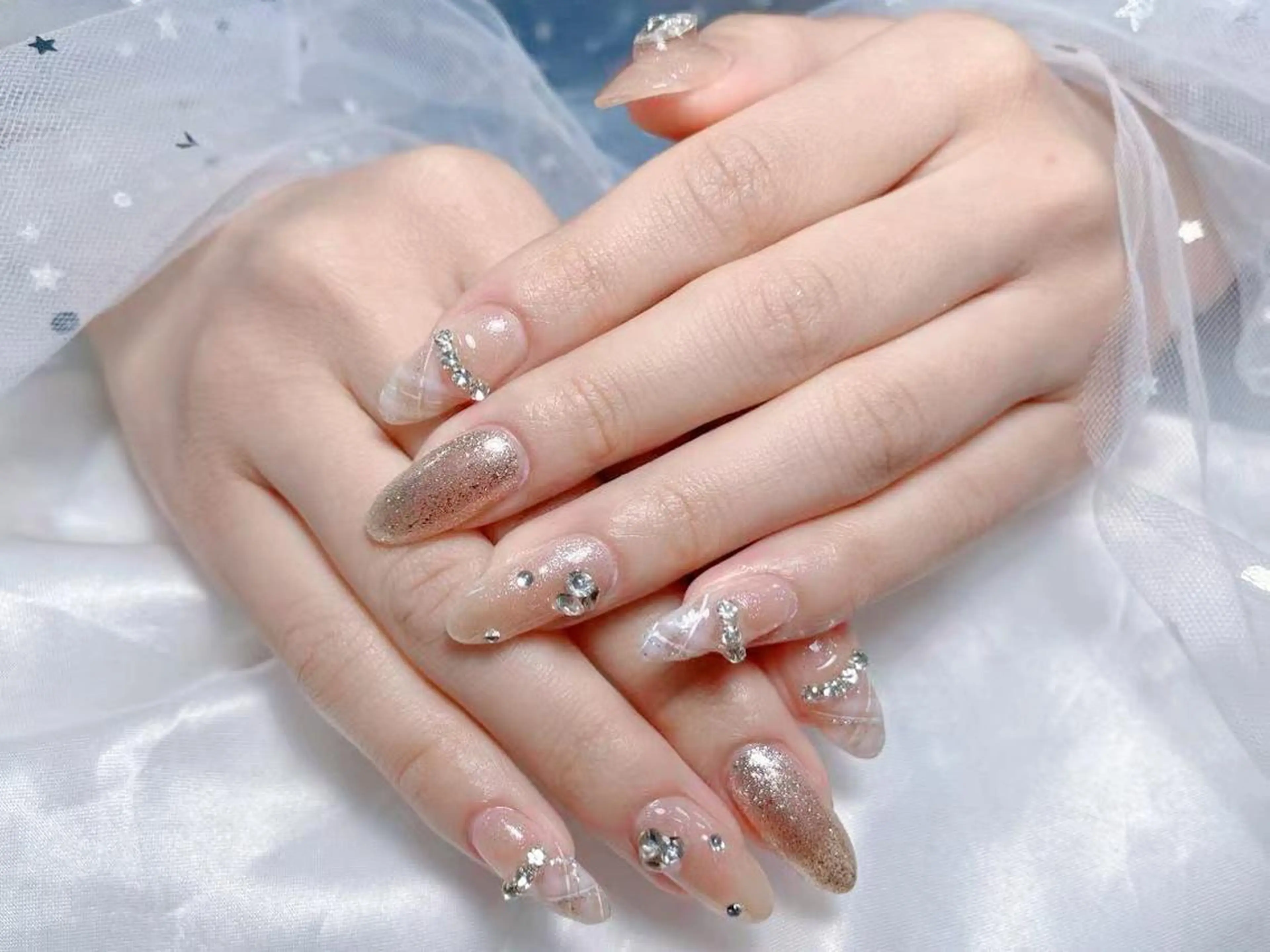 ネイル VIVIAN リサのネイルデザイン