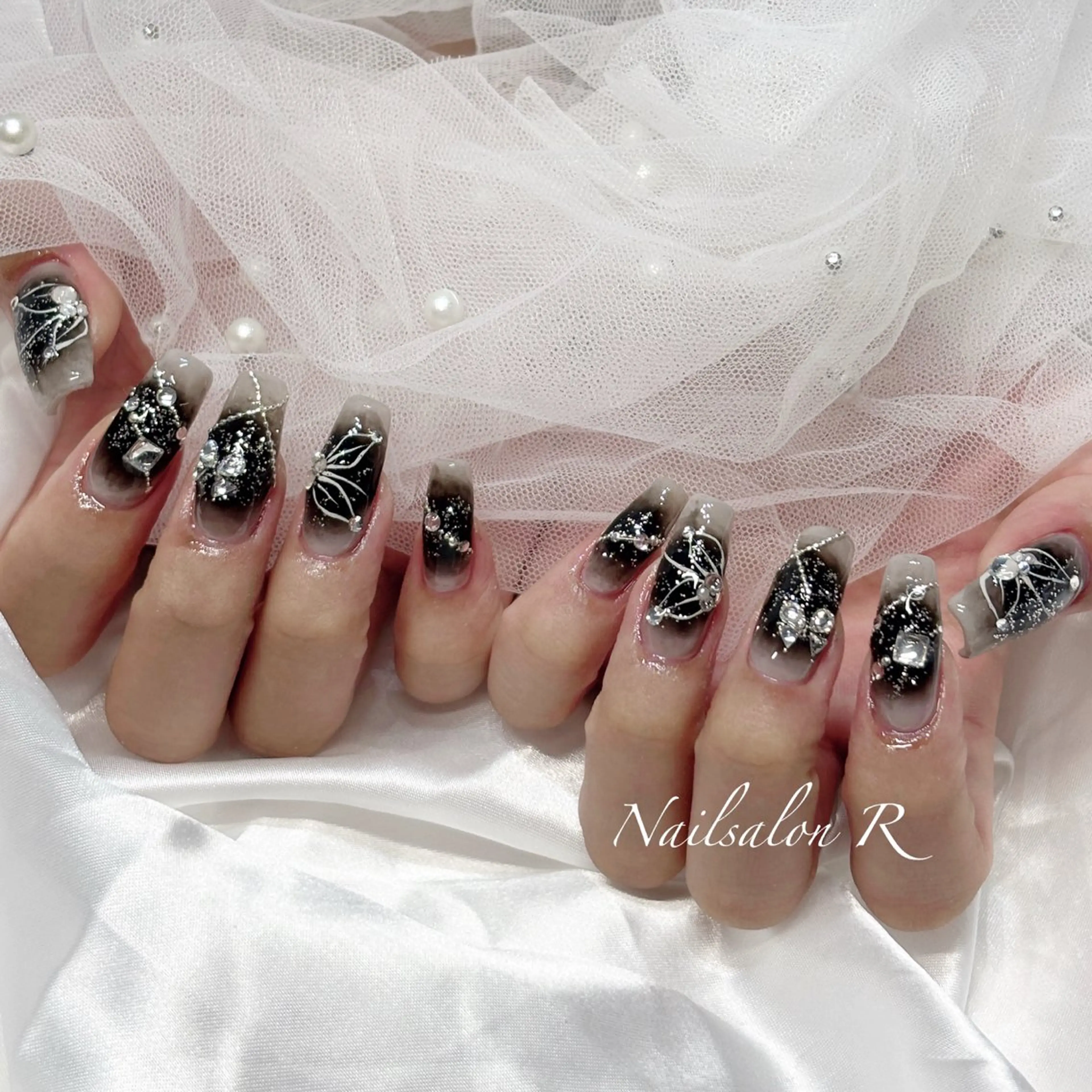 ネイル Nailsalon Ｒ《喜多見3分》のネイルデザイン
