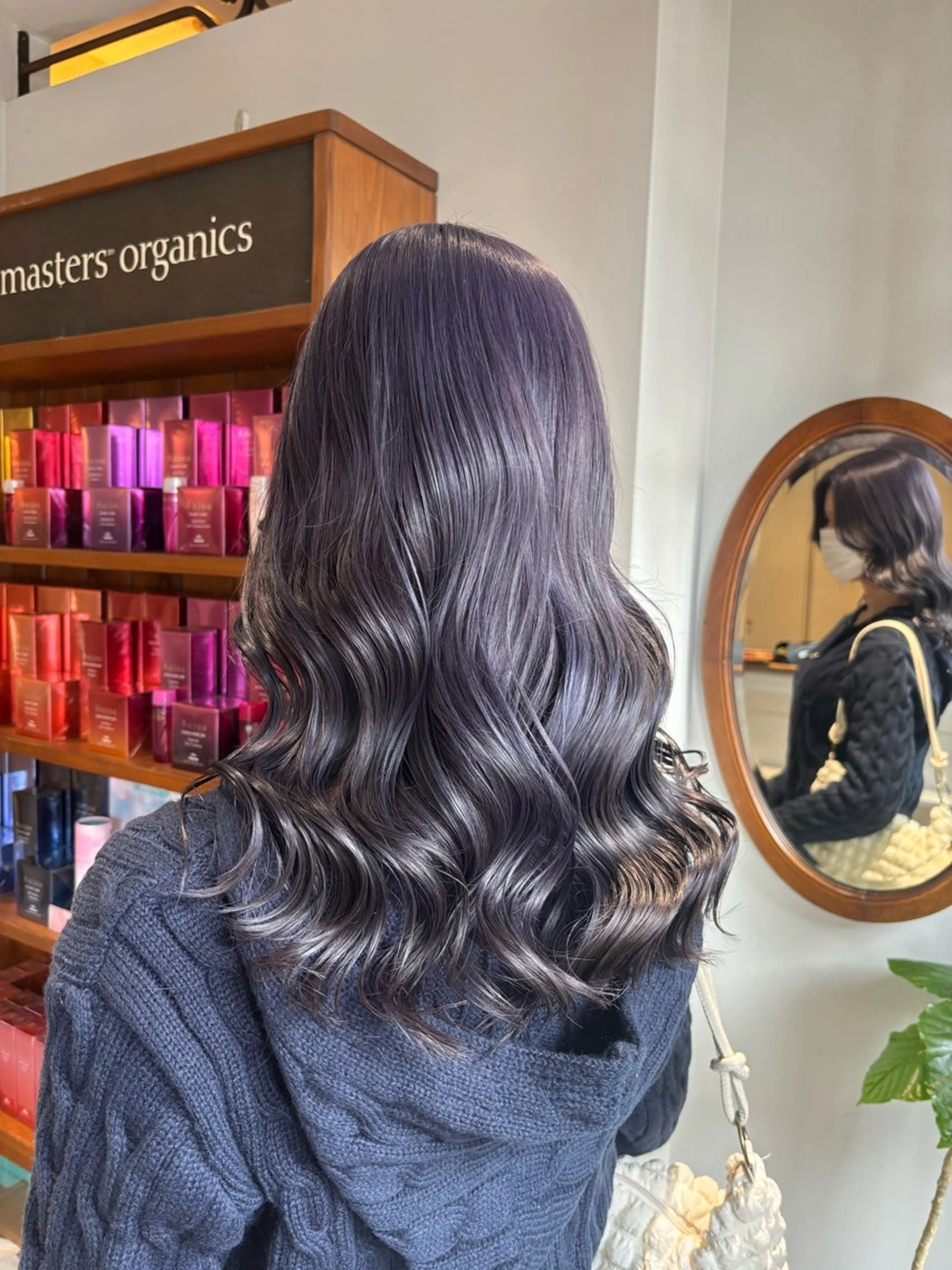 ロング カラー グレージュ ラベンダーカラー ラベンダーグレージュ ラベンダーグレー ヘアカラー ハイトーン/透明感 カラー/下出有沙のヘアスタイル