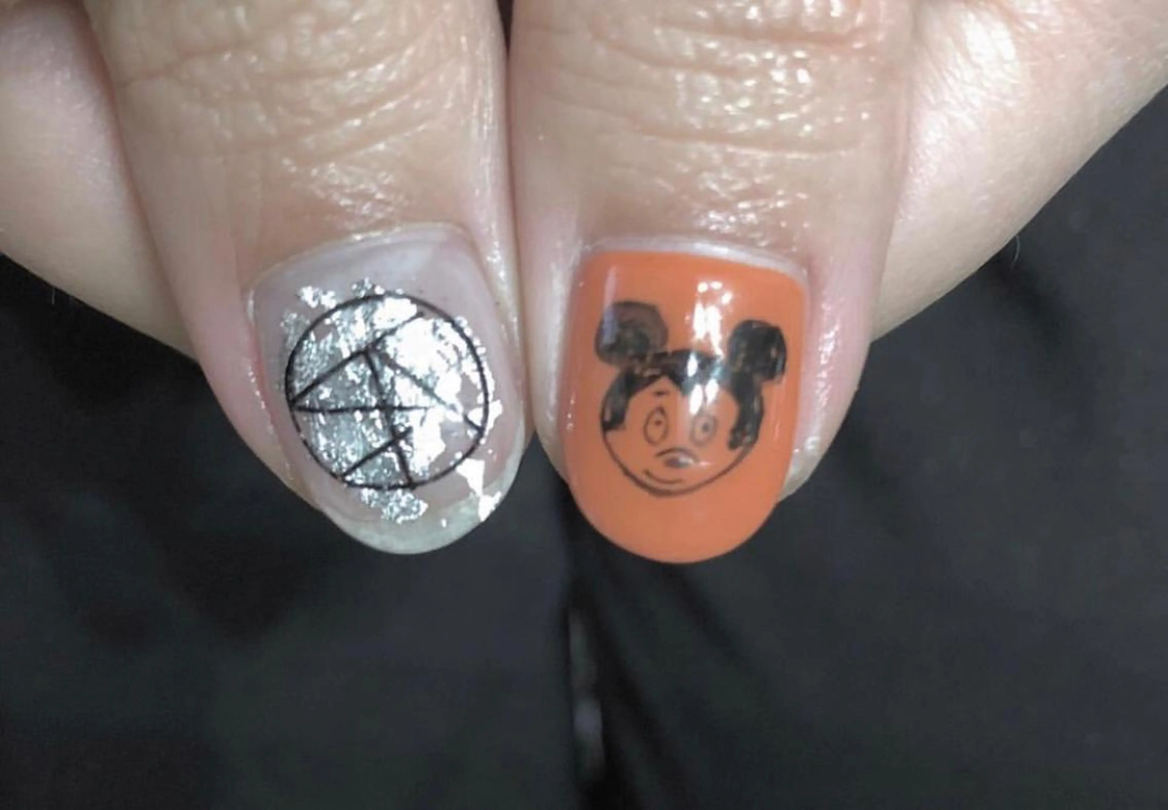 ネイル ハンドネイル ☽ ☾のネイルデザイン