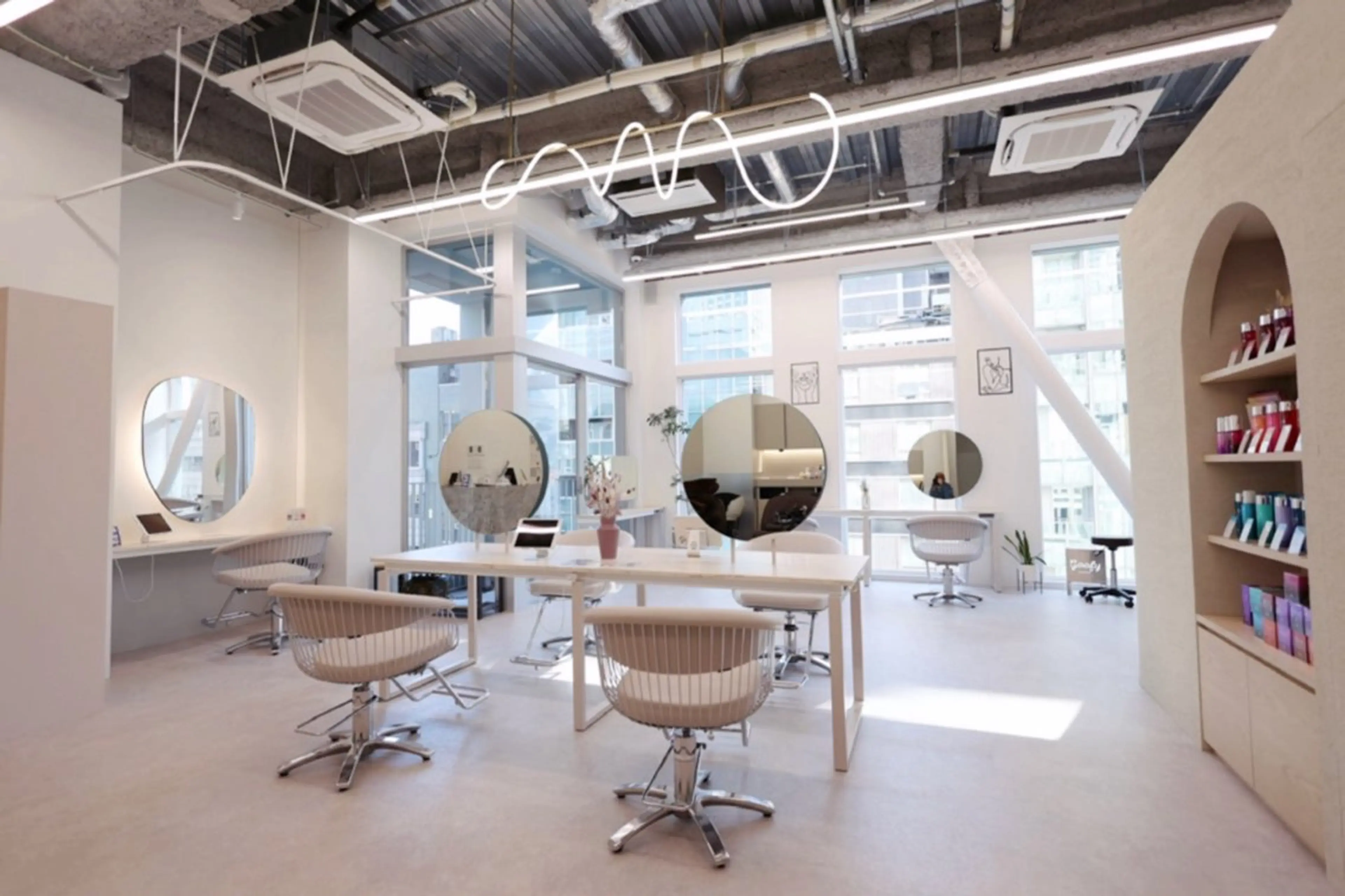 【🪞美容師さん限定 36%off✨】髪質改善・酸熱トリートメント(事前導入剤＆仕上げハホニコトリートメント込)➕カラーの写真