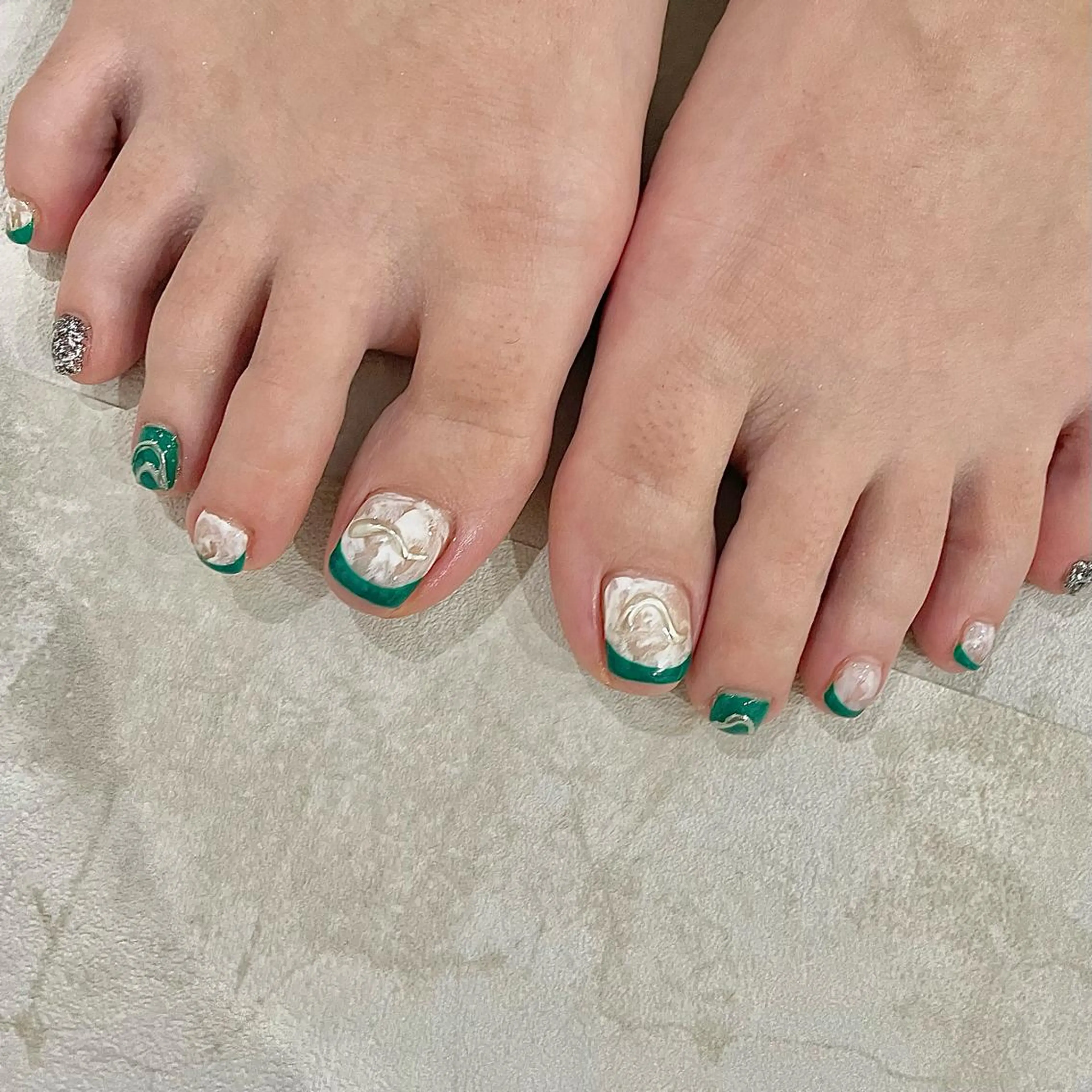 ネイル フットネイル Radia bykaonailsのネイルデザイン