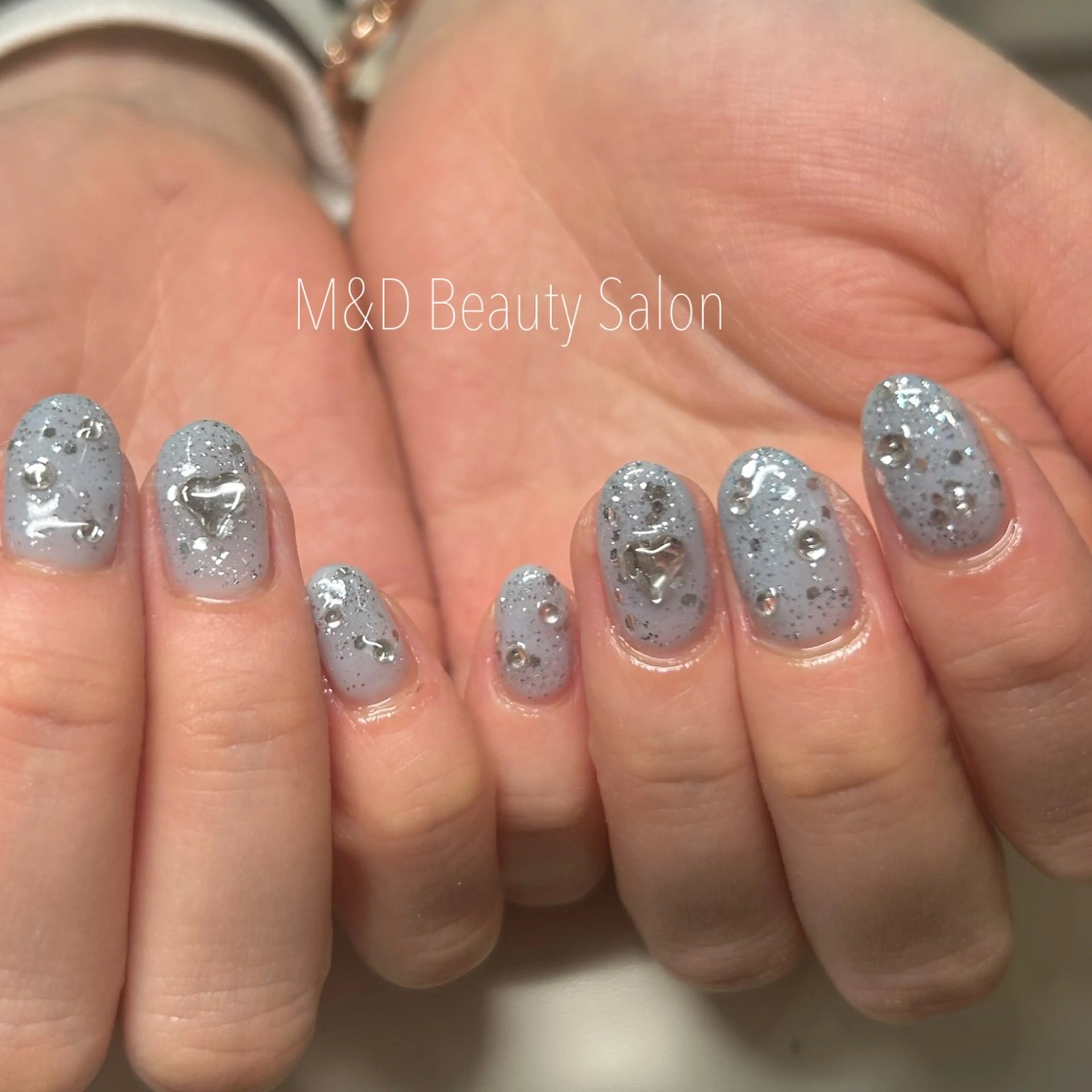ネイル M&D Beauty Salon 銀座店所属・M&D銀座 AYAのネイルデザイン