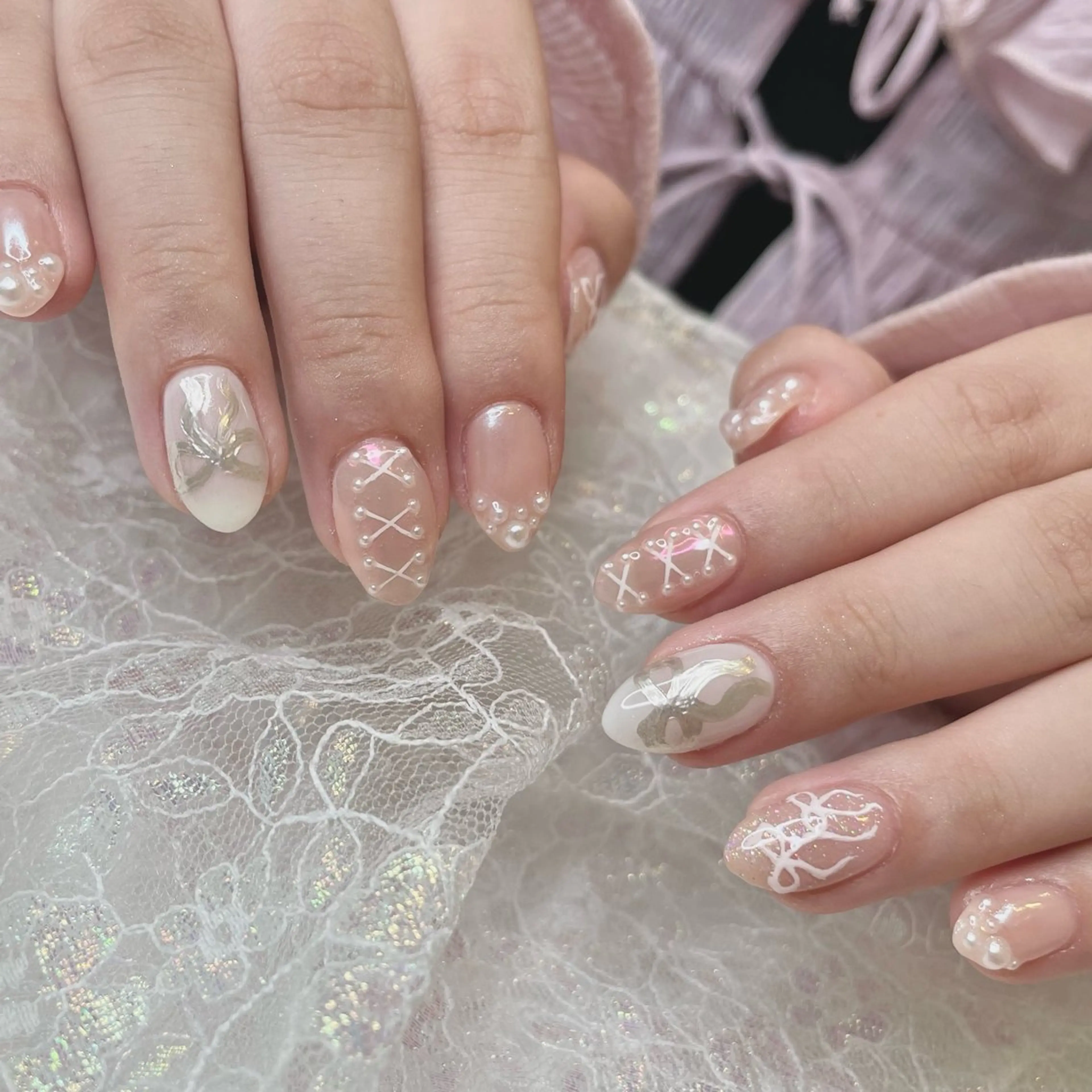 ネイル ガーリー リボン ハンドネイル KULIN Kanaのマツエク・マツパデザイン