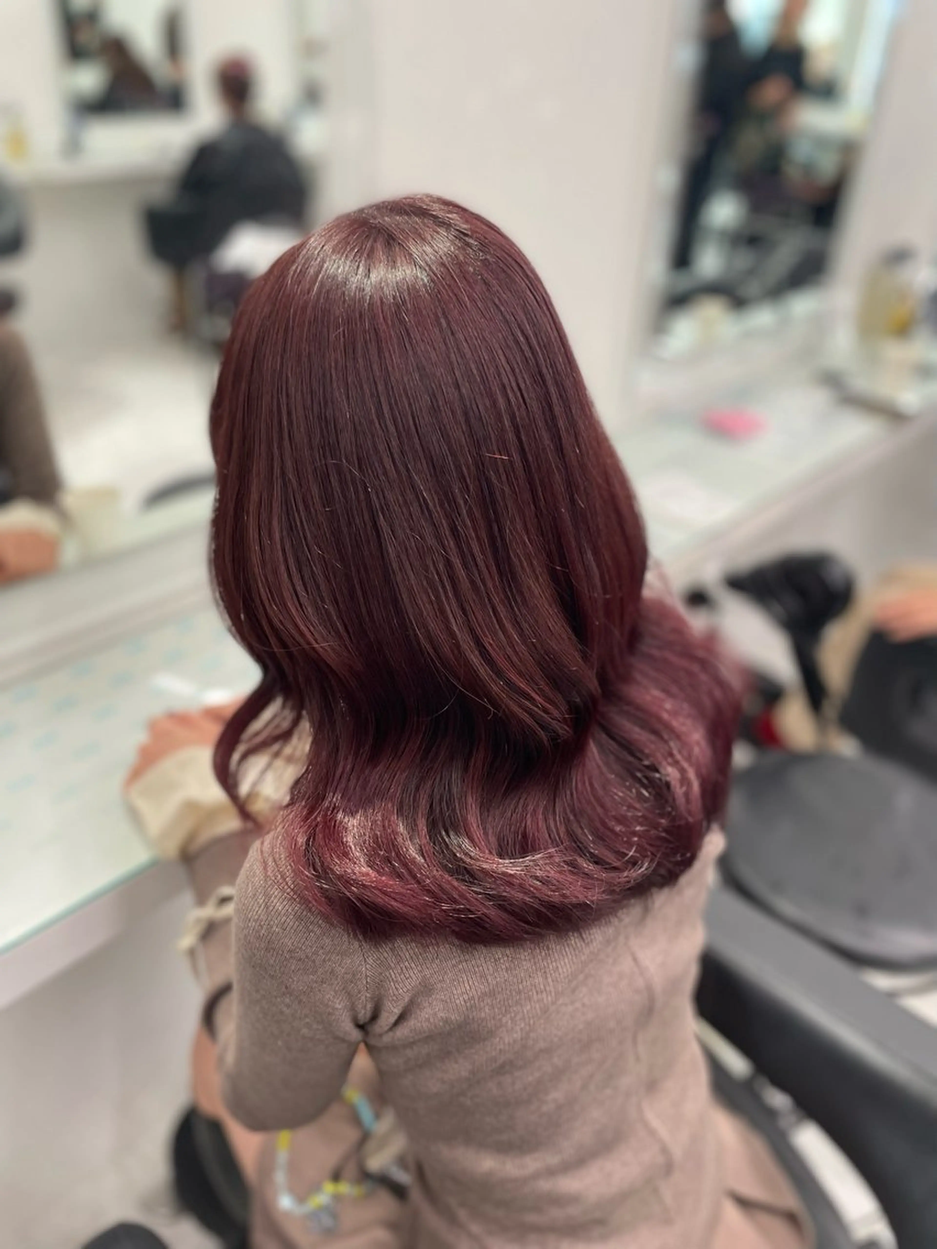 セミロング カラー ヘアカラー トリートメント トレンド暖色ヘア🍒 miu🍒のヘアスタイル