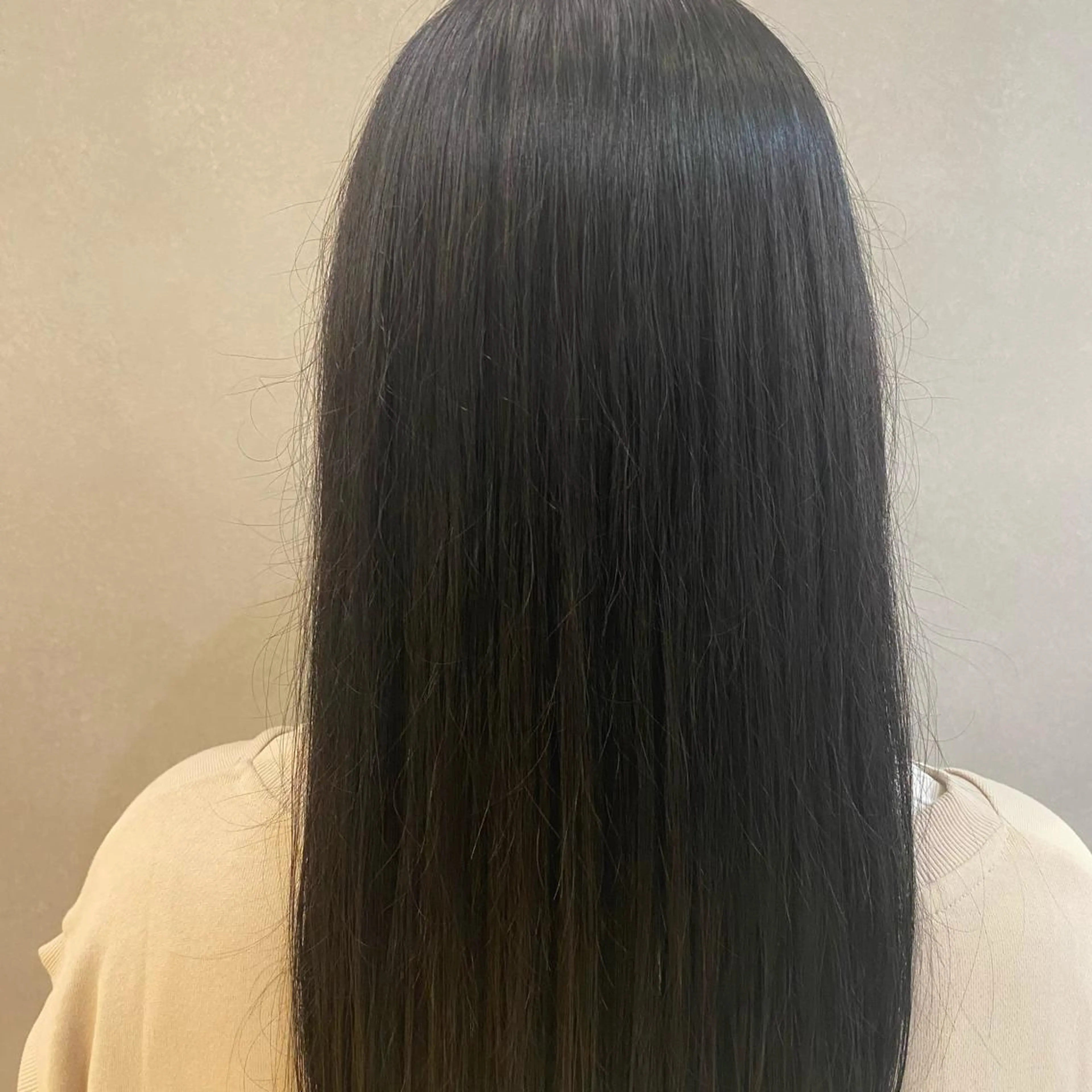 ロング カラー PREss Natsumiのヘアスタイル