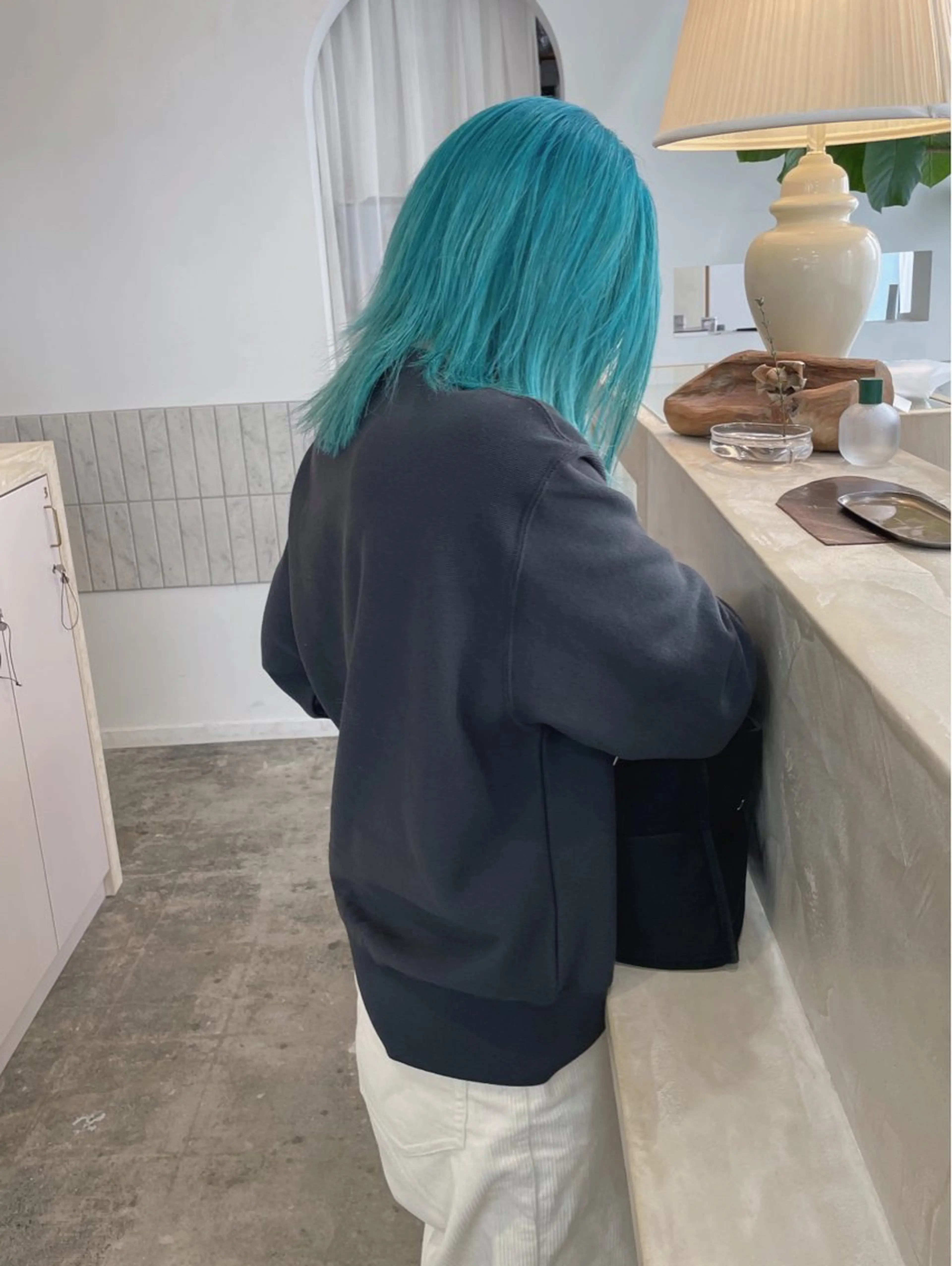 ミディアム カラー ブリーチ ケアブリーチ ダブルカラー イヤリングカラー ハイトーンカラー スギヤマ ショウゴのヘアスタイル