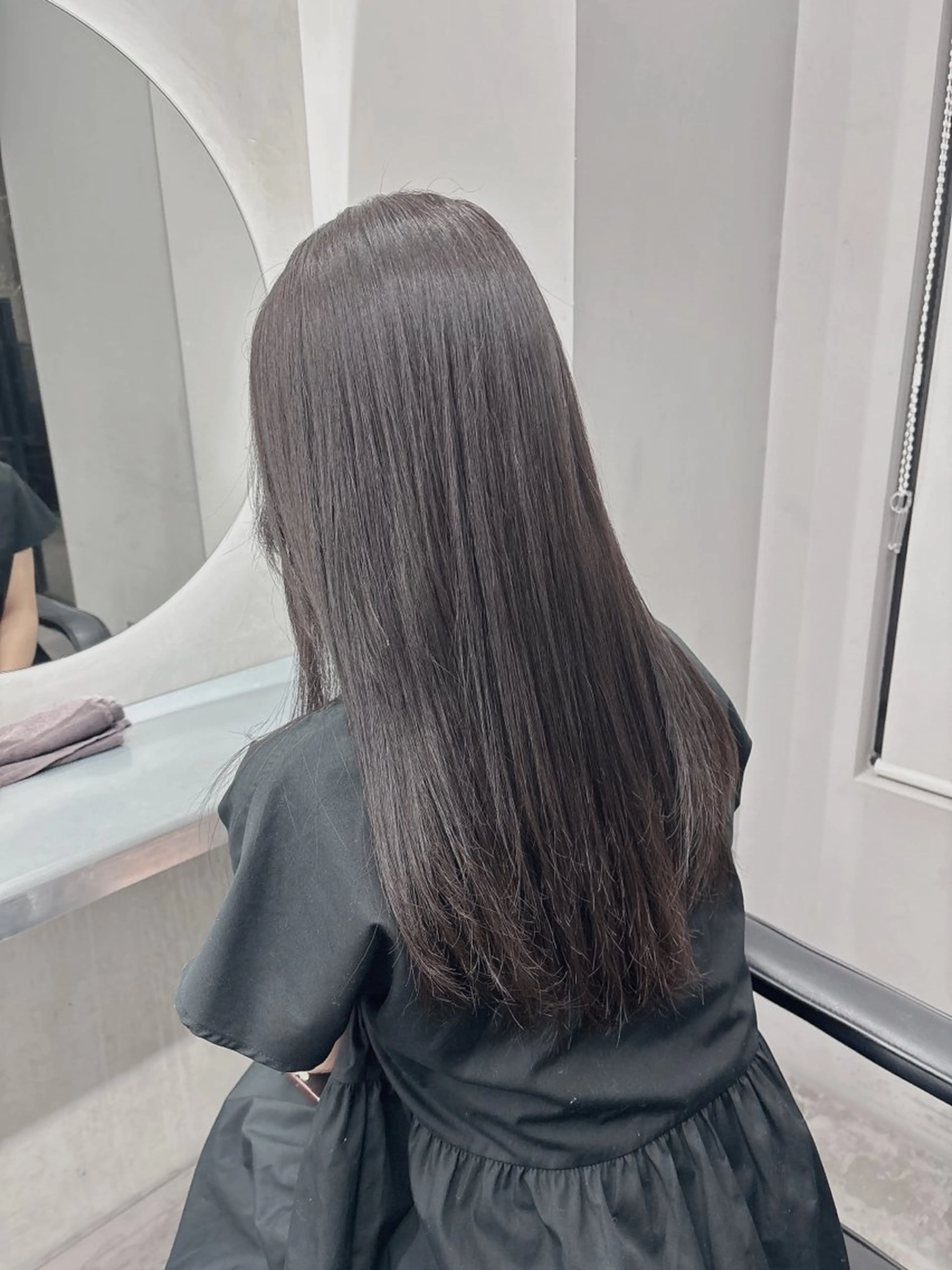 カラー 透明感/グレージュ/ ベージュ/るな🪽のヘアスタイル