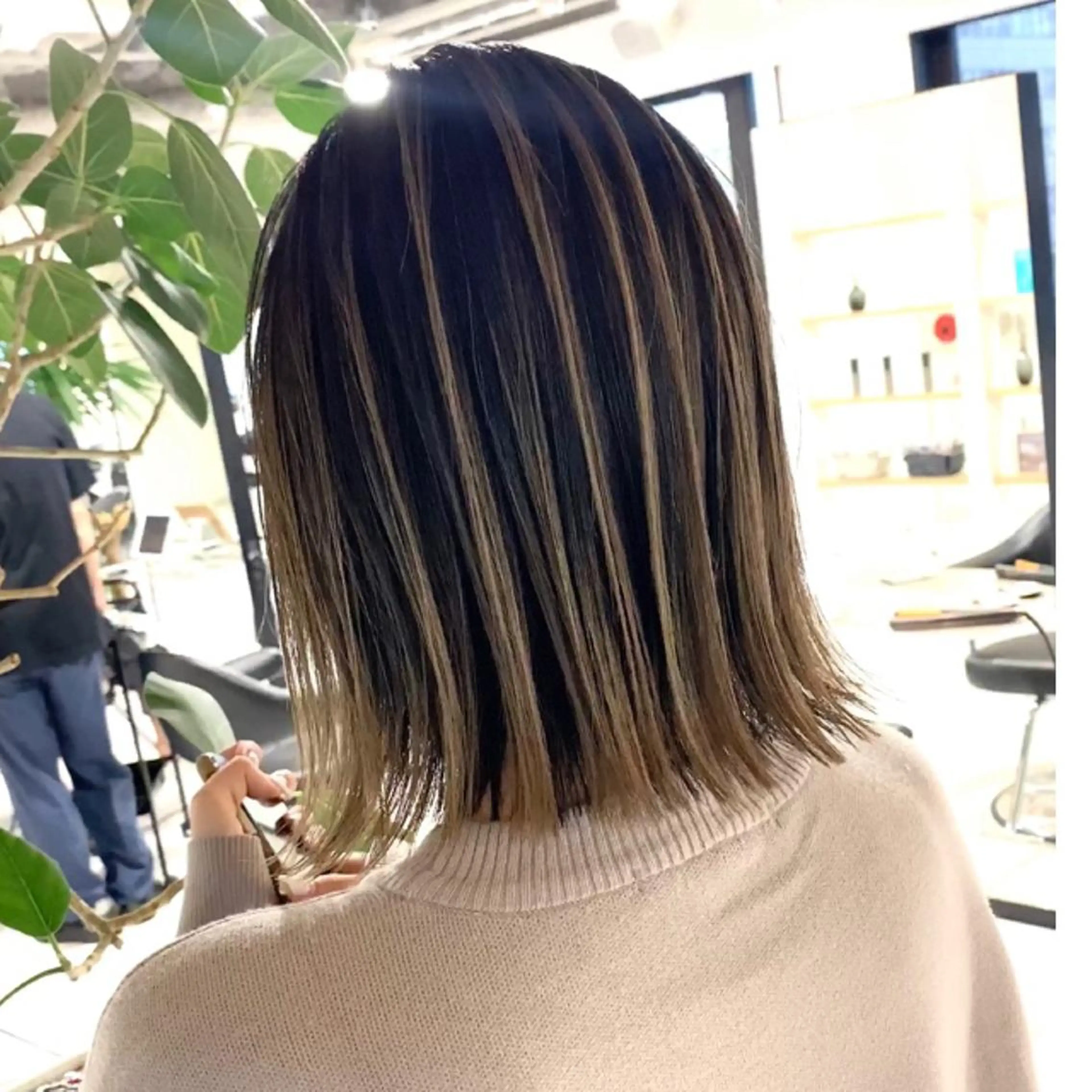 ショート レイヤーカット ヘアカラー トリートメント 神戸でブリーチなら puty/レイヤーのヘアスタイル