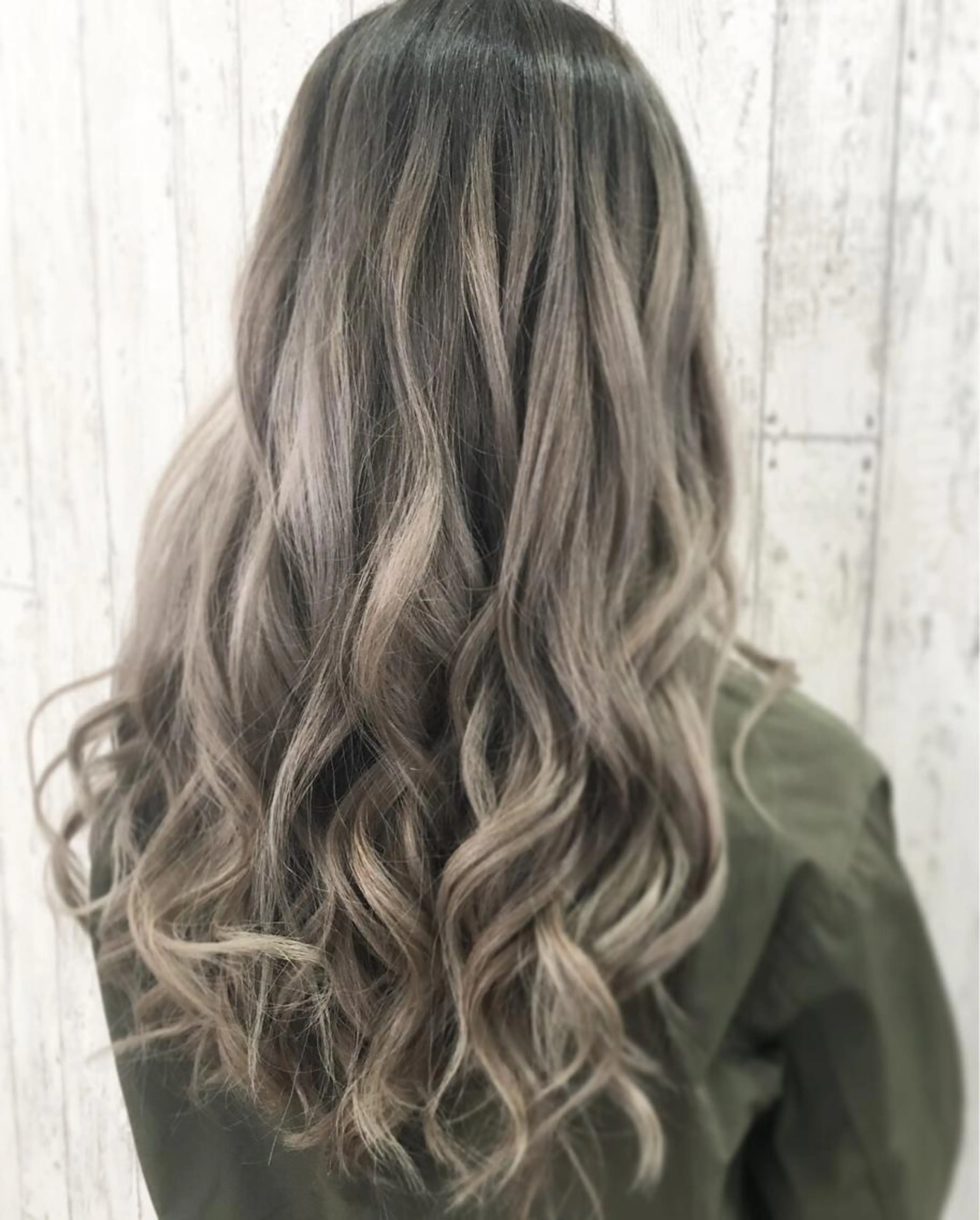 バレイヤージュの写真