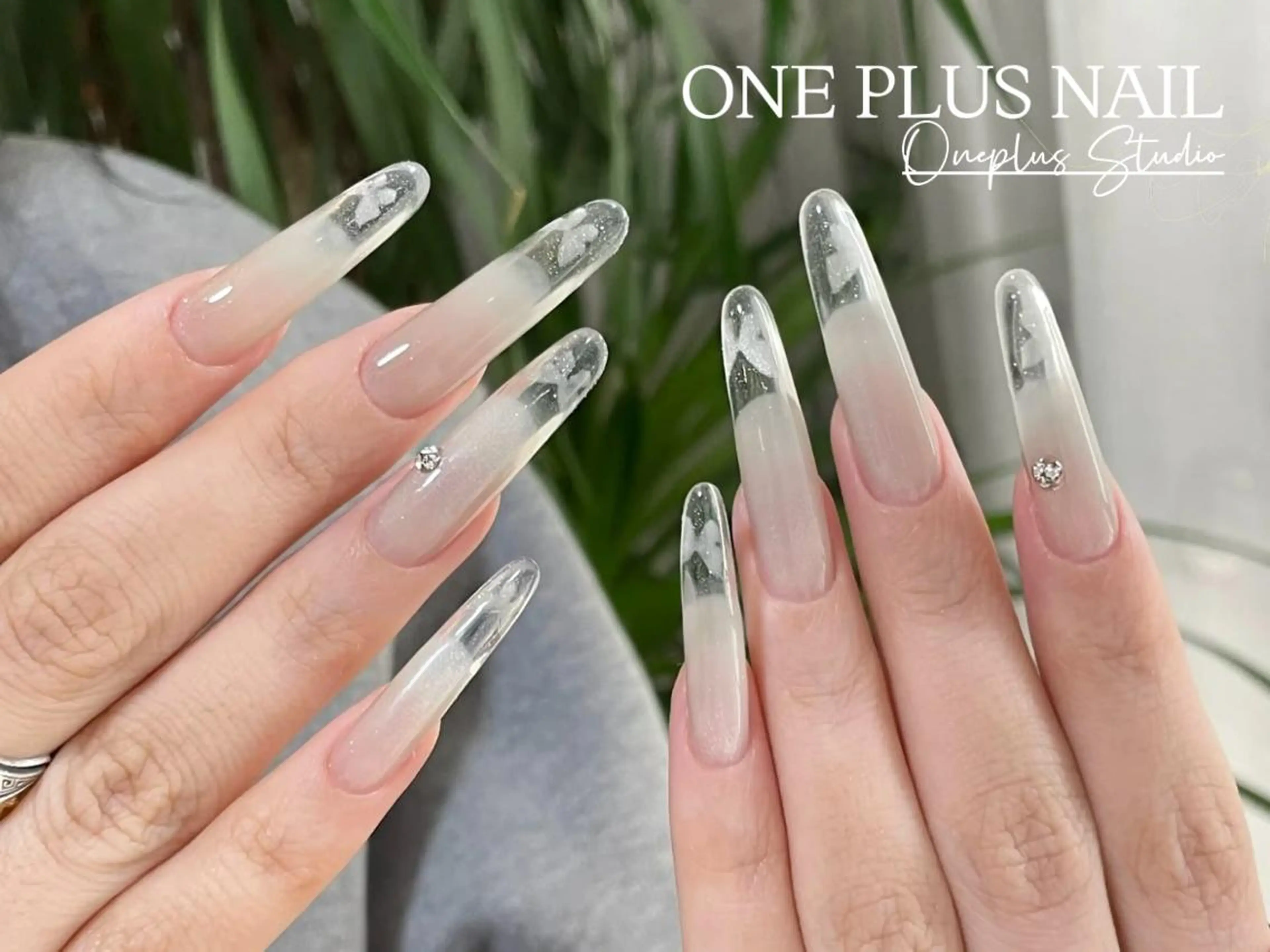 ネイル アートネイル オーロラネイル ガーリー キラキラネイル 韓国ネイル haruka 🧸のネイルデザイン