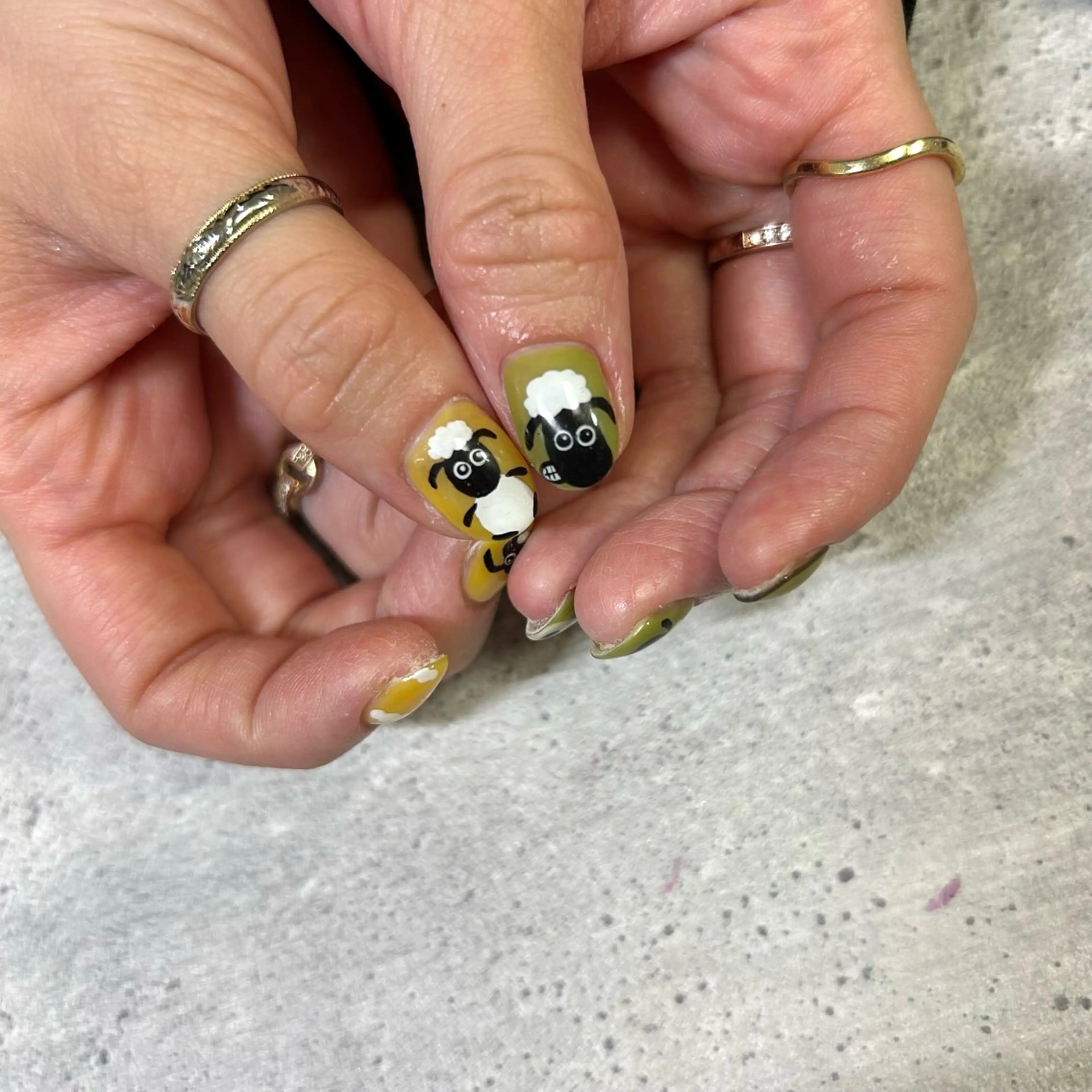 ネイル ハンドネイル ハンドケア 今福鶴見ネイル 8(ｴｲﾄ)のネイルデザイン