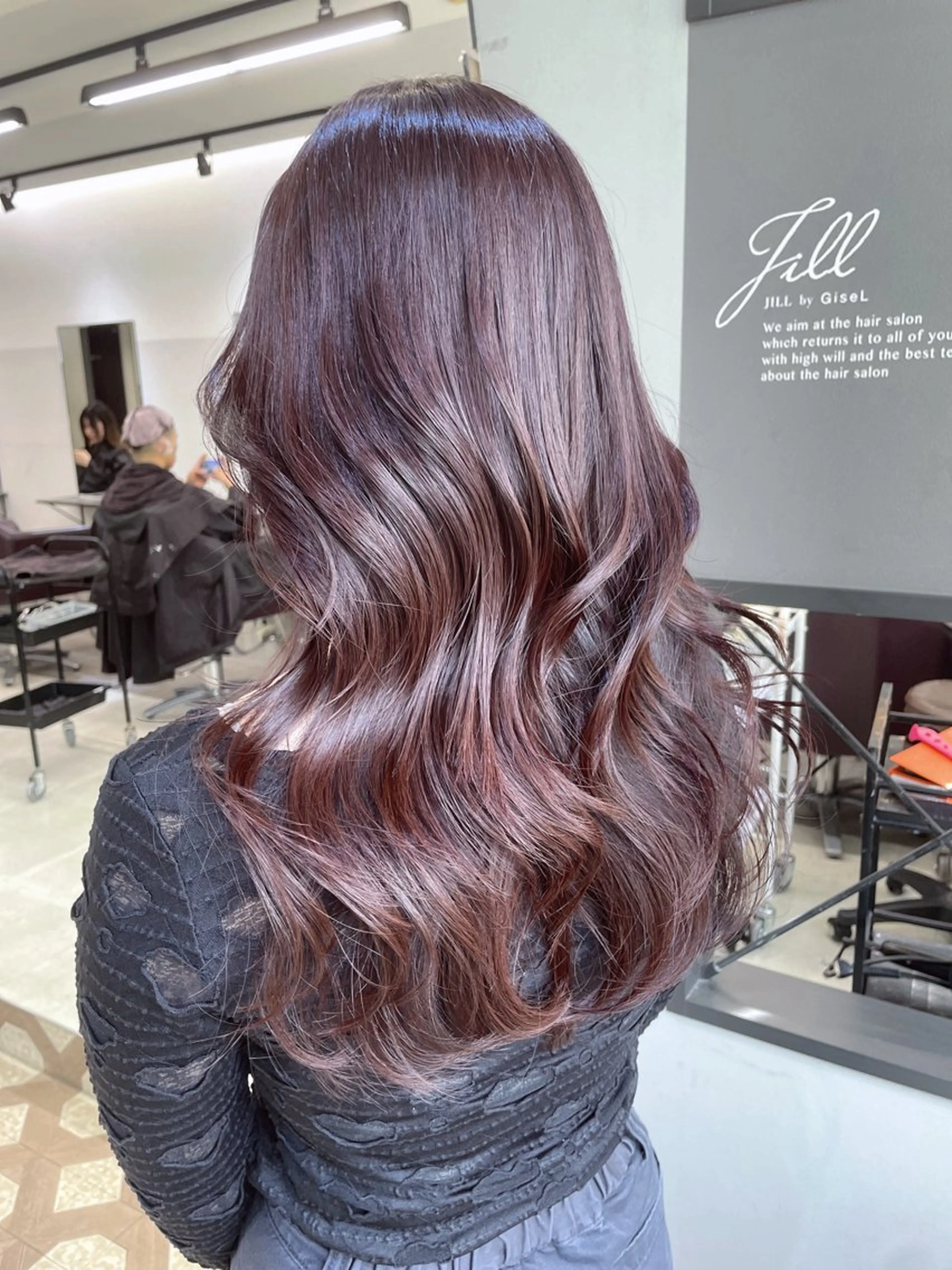 セミロング カラー ベージュカラー ピンクカラー ピンクベージュ AIRI layer cut hairのヘアスタイル