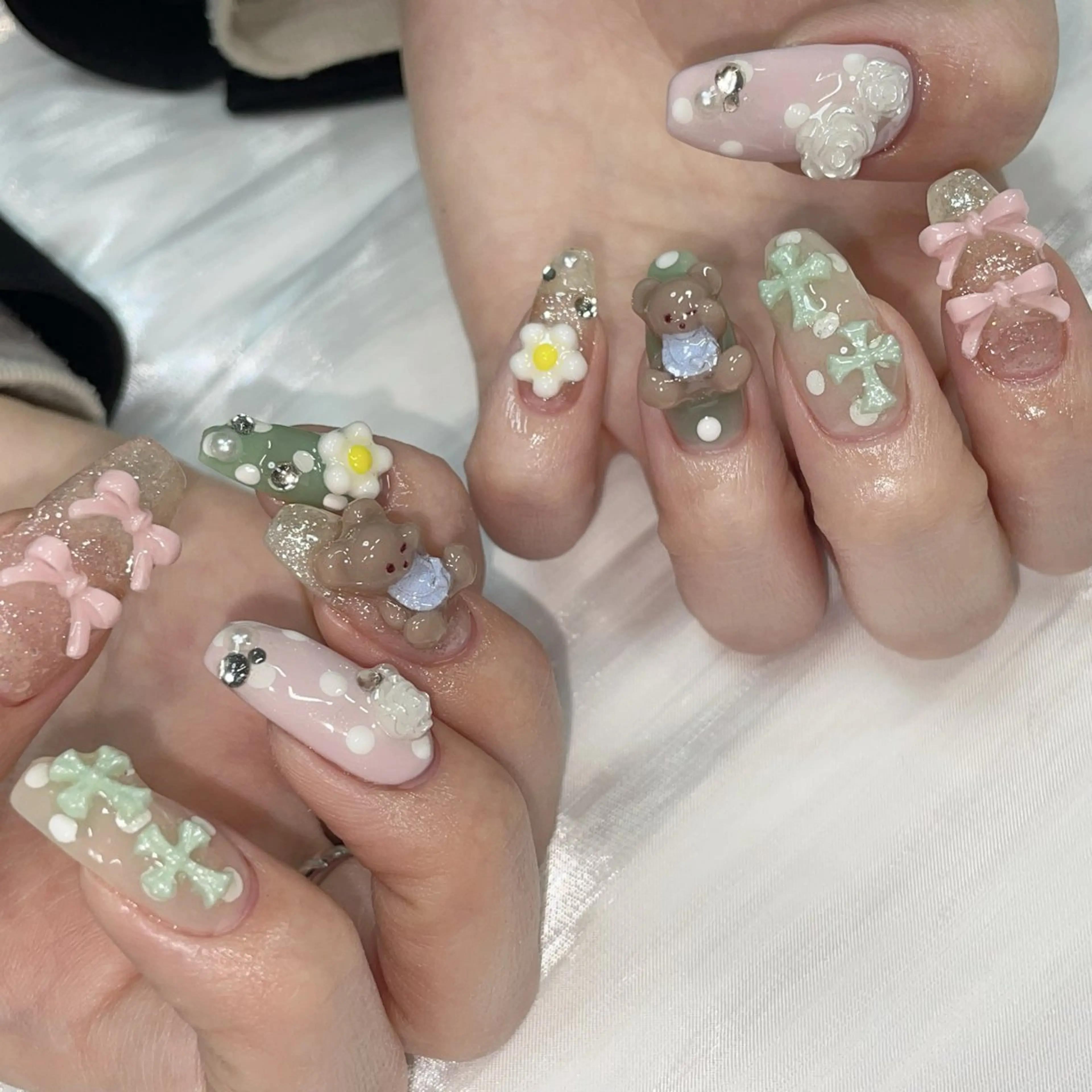 ネイル 林 ✨syousyouのネイルデザイン