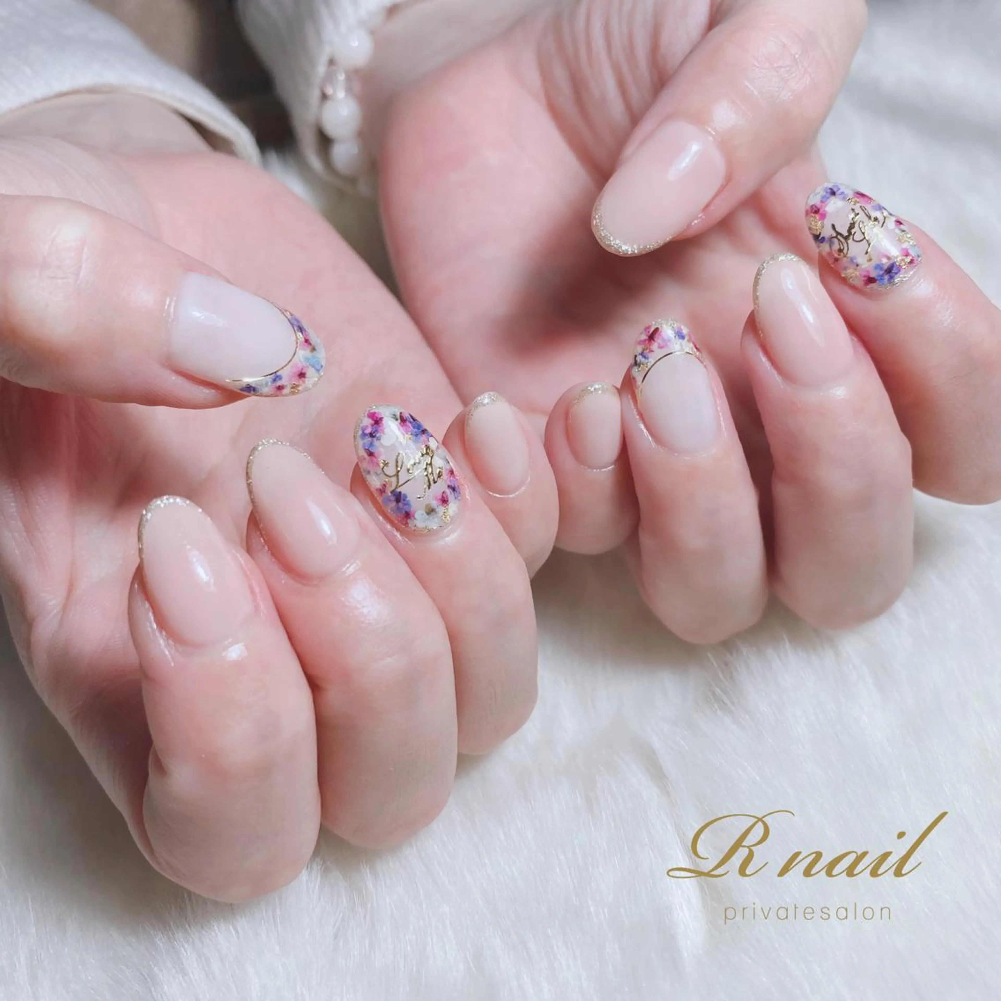 ネイル R nailのネイルデザイン
