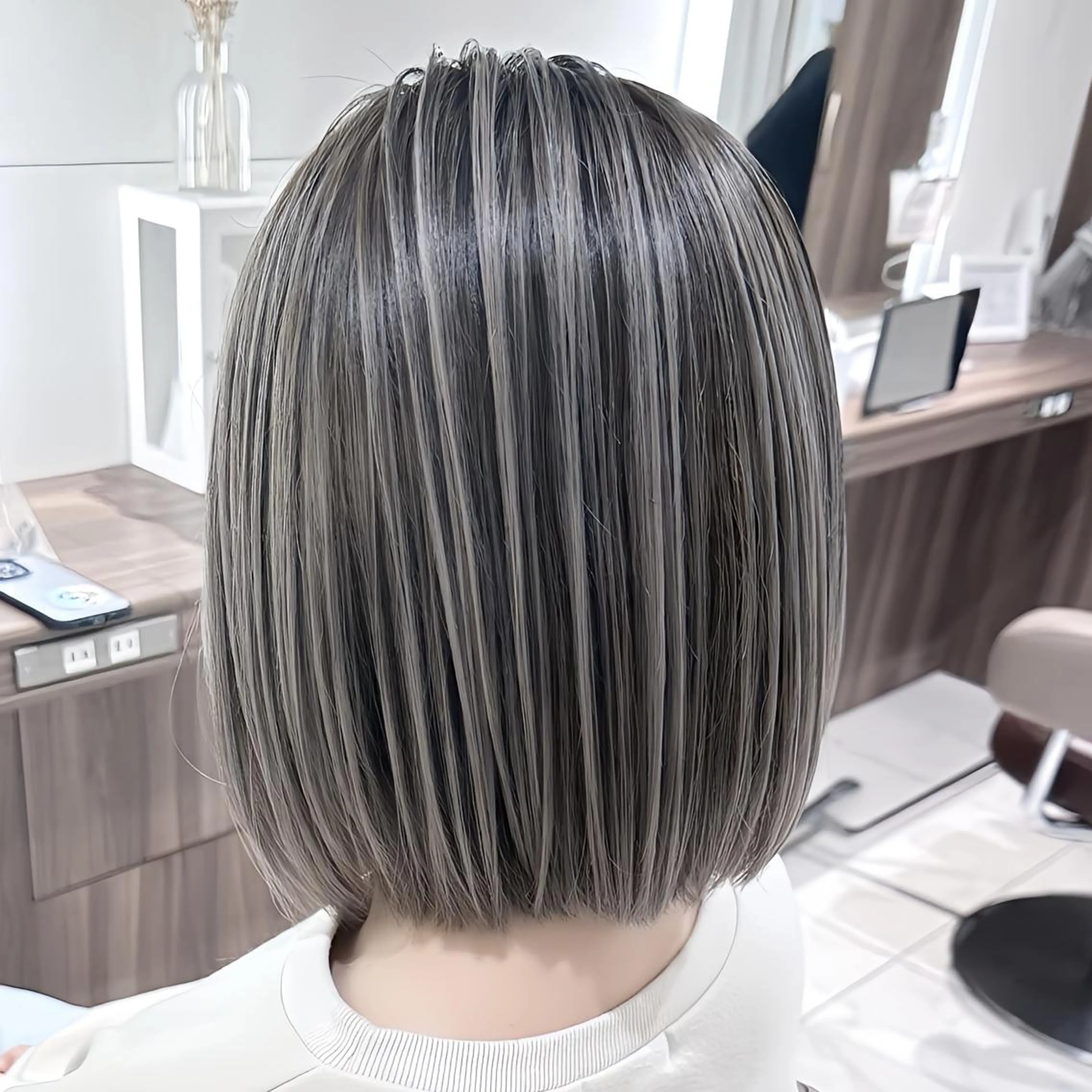 セミロング カラー バレイヤージュ 髪質改善 レイヤーカット カット ヘアカラー トリートメント 山崎俊輔/髪質改善 /バレイヤージュのヘアスタイル