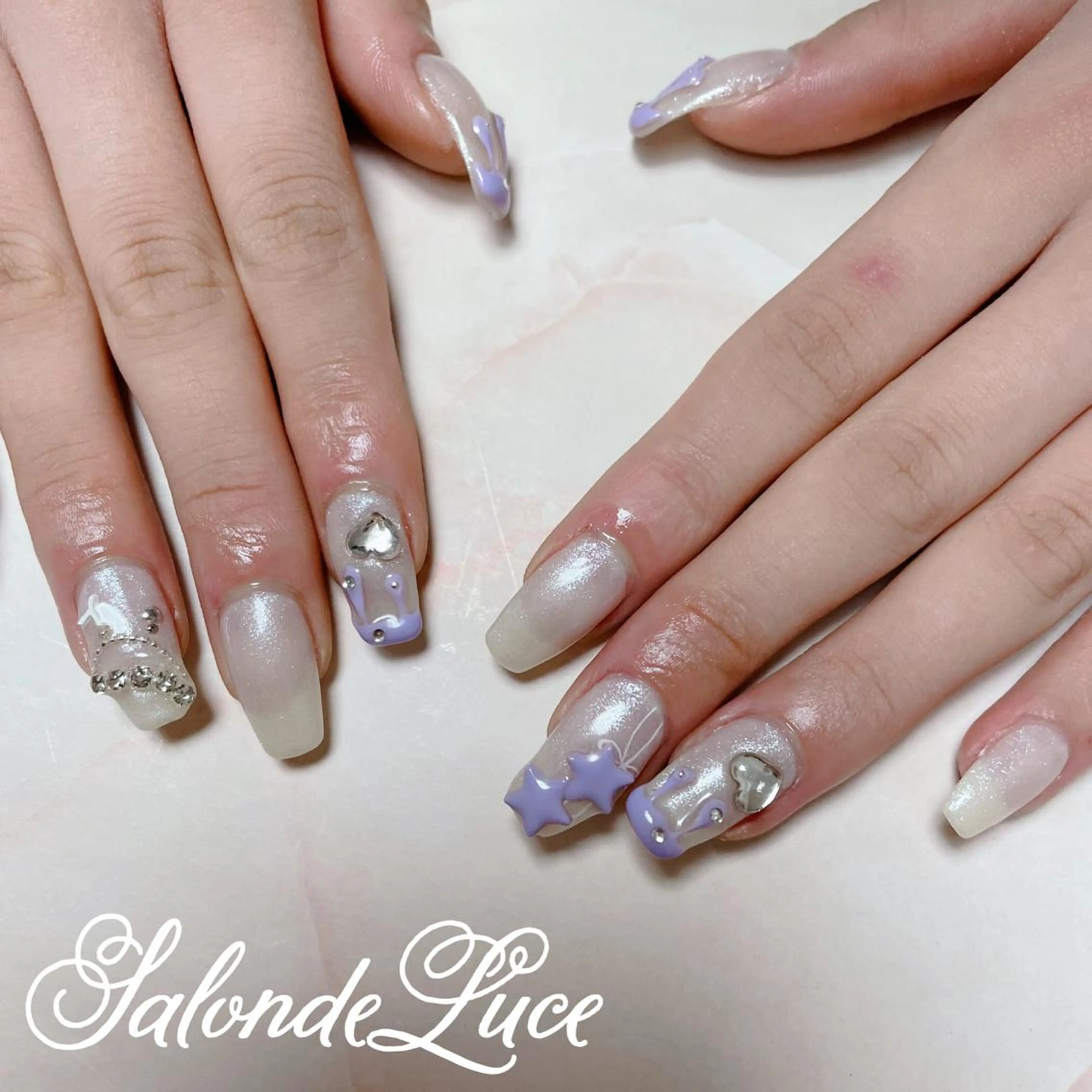 ネイル キラキラネイル Salon de Luceのネイルデザイン