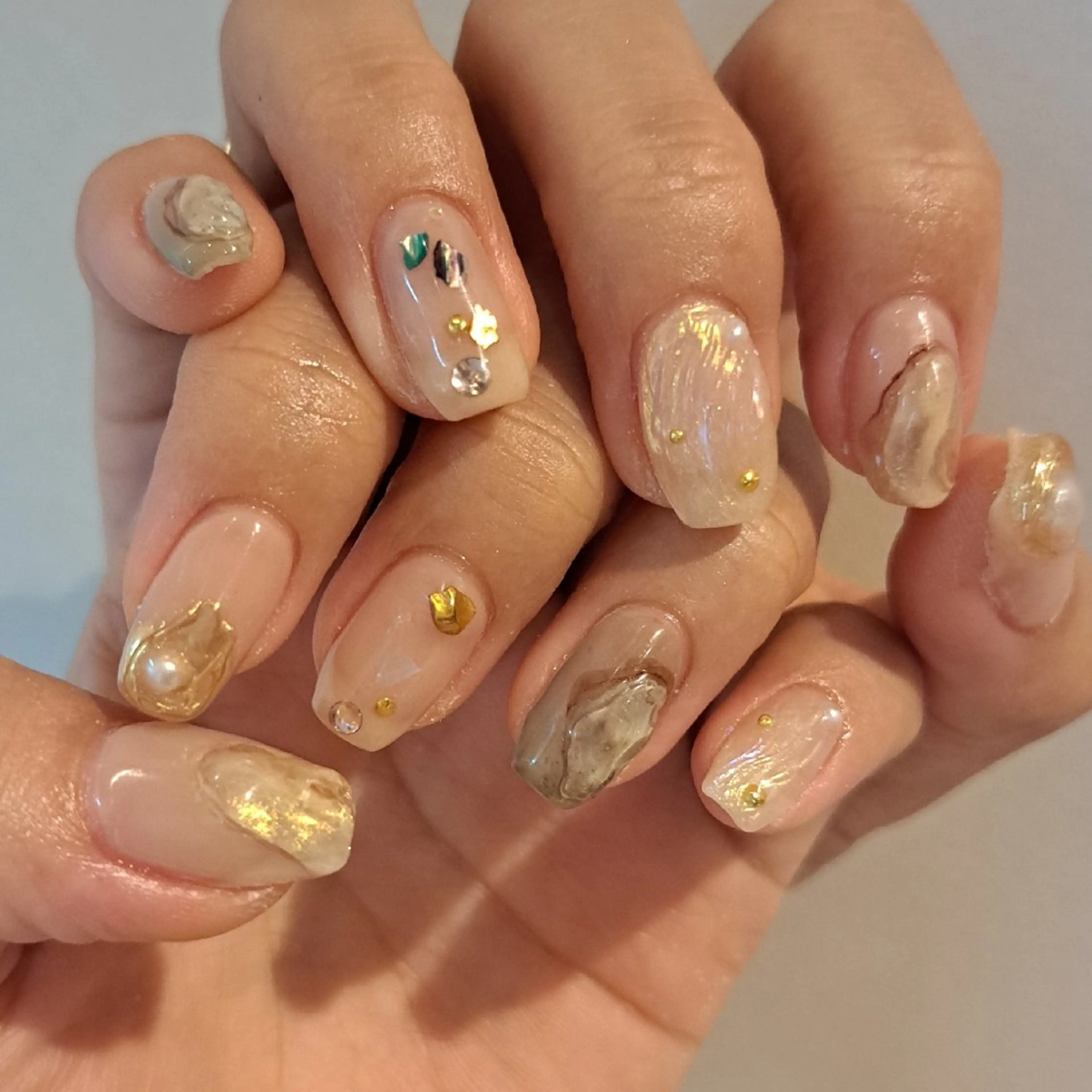 ネイル アートネイル ジェルネイル ミラーネイル 持ち込み ニュアンスネイル ハンドネイル Nail mood /アートし放題のネイルデザイン