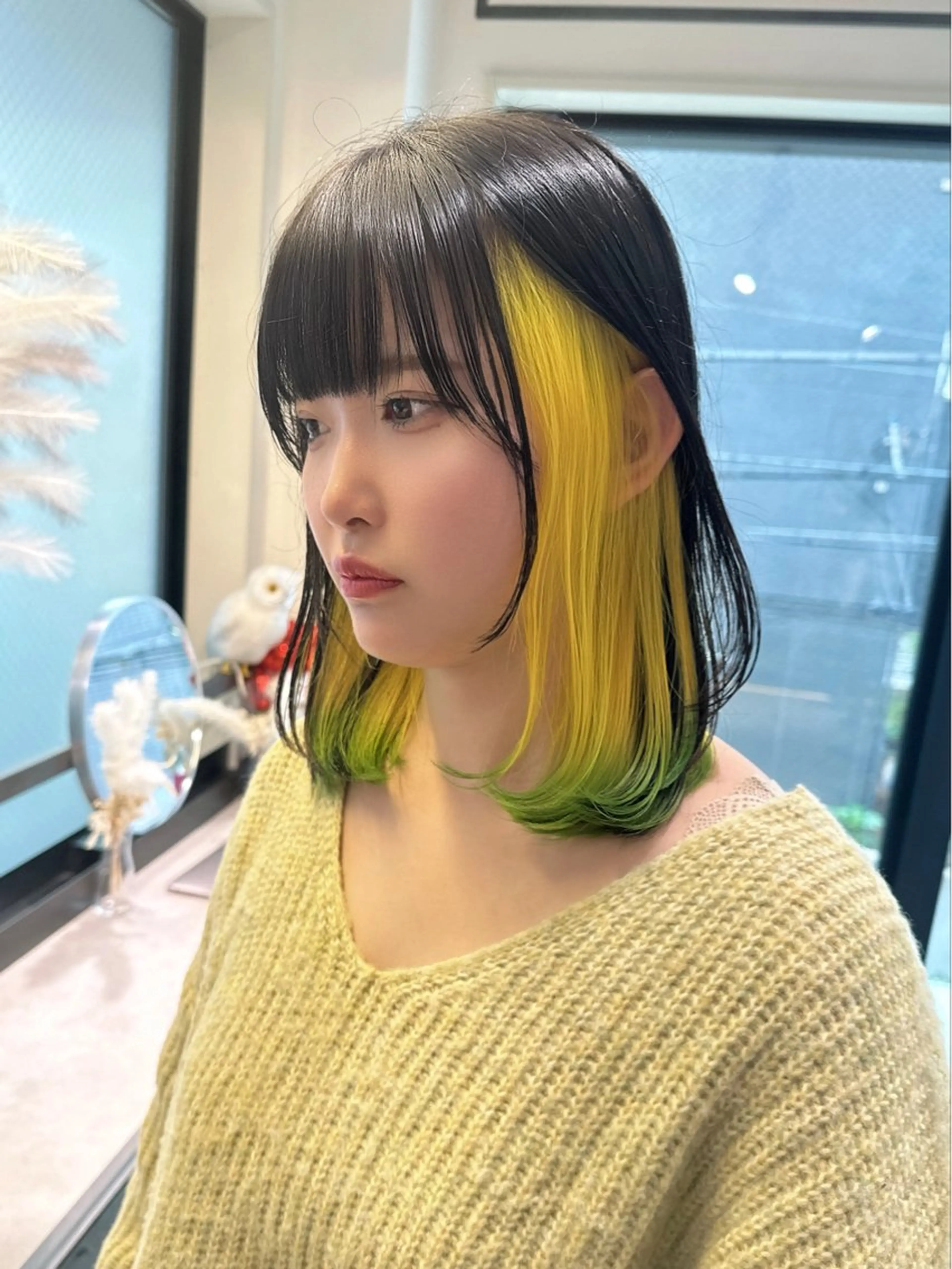 ミディアム カラー GO TODAY SHARE SALON 原宿本店所属・ブリーチ/ハイトーン 艶カラー/ユリナのヘアスタイル