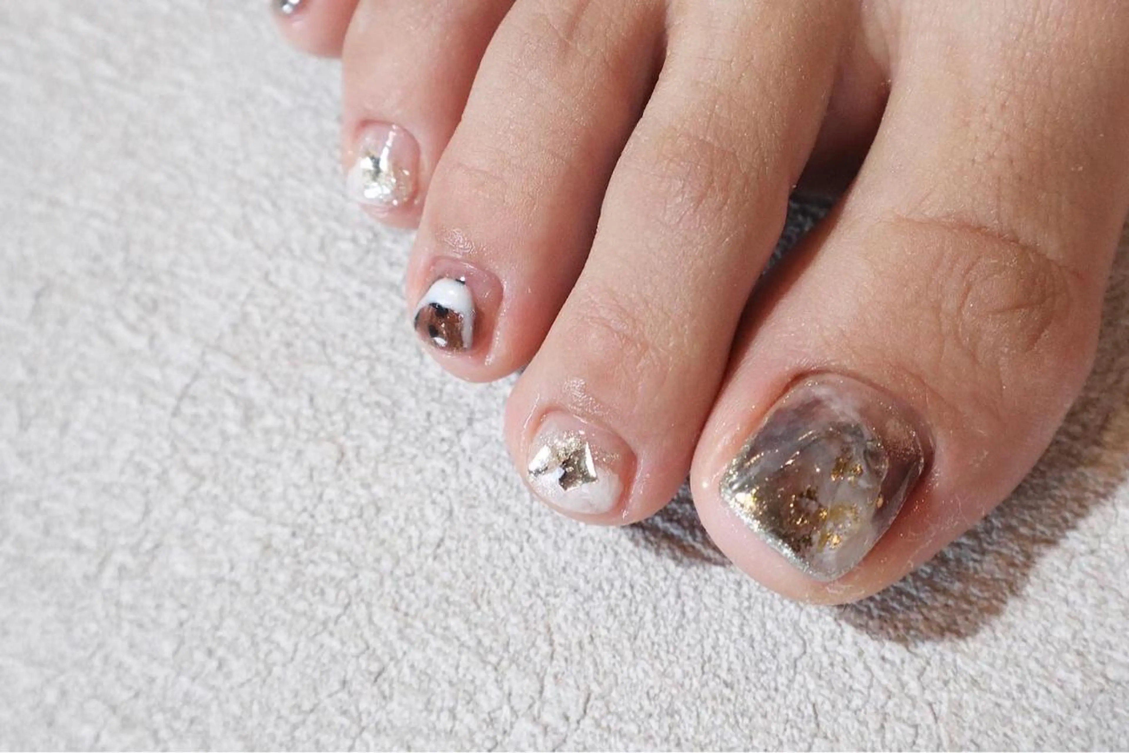 ネイル フットネイル 小河 仁美のネイルデザイン