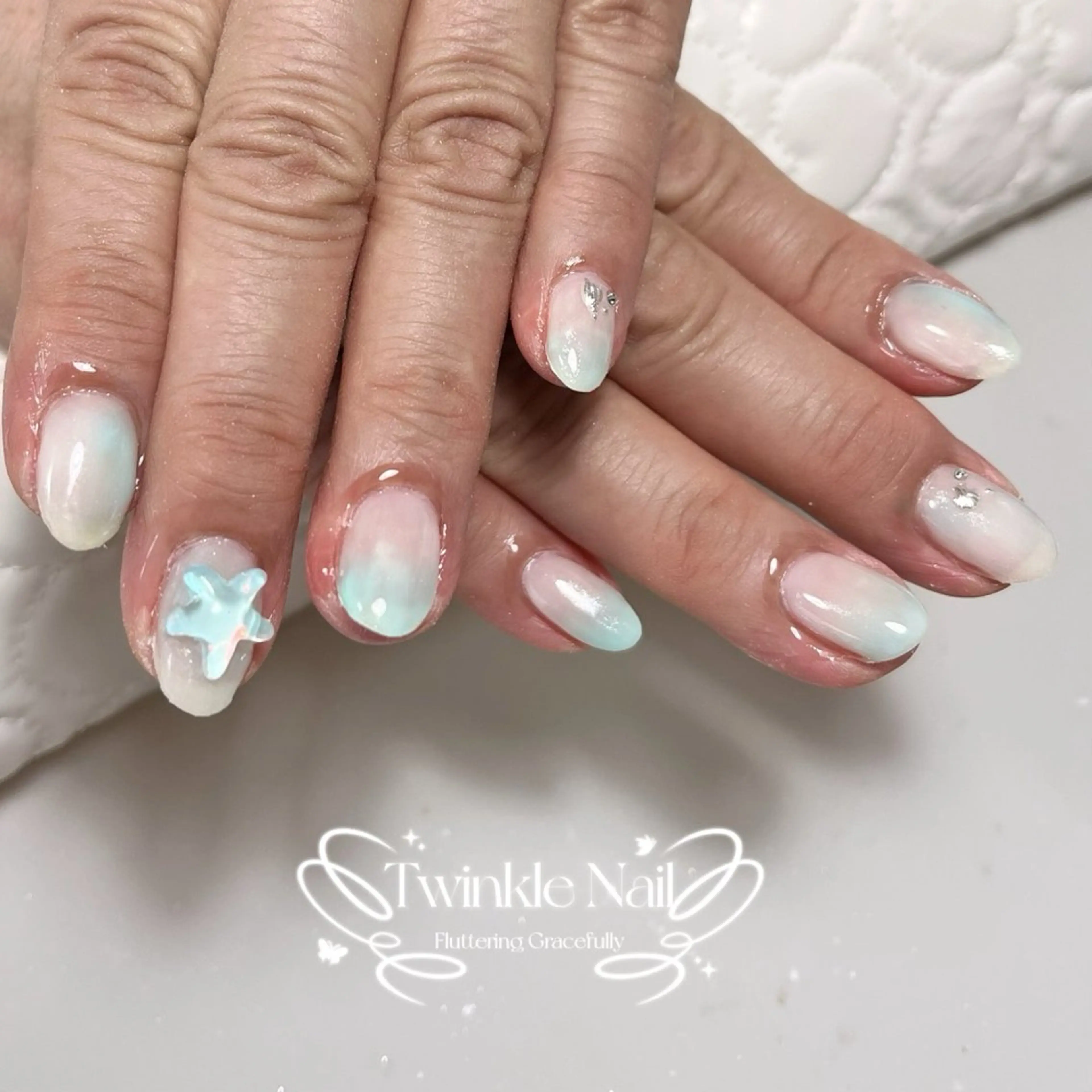 ネイル キラキラネイル 夏ネイル Twinkle Nail Kuboのネイルデザイン