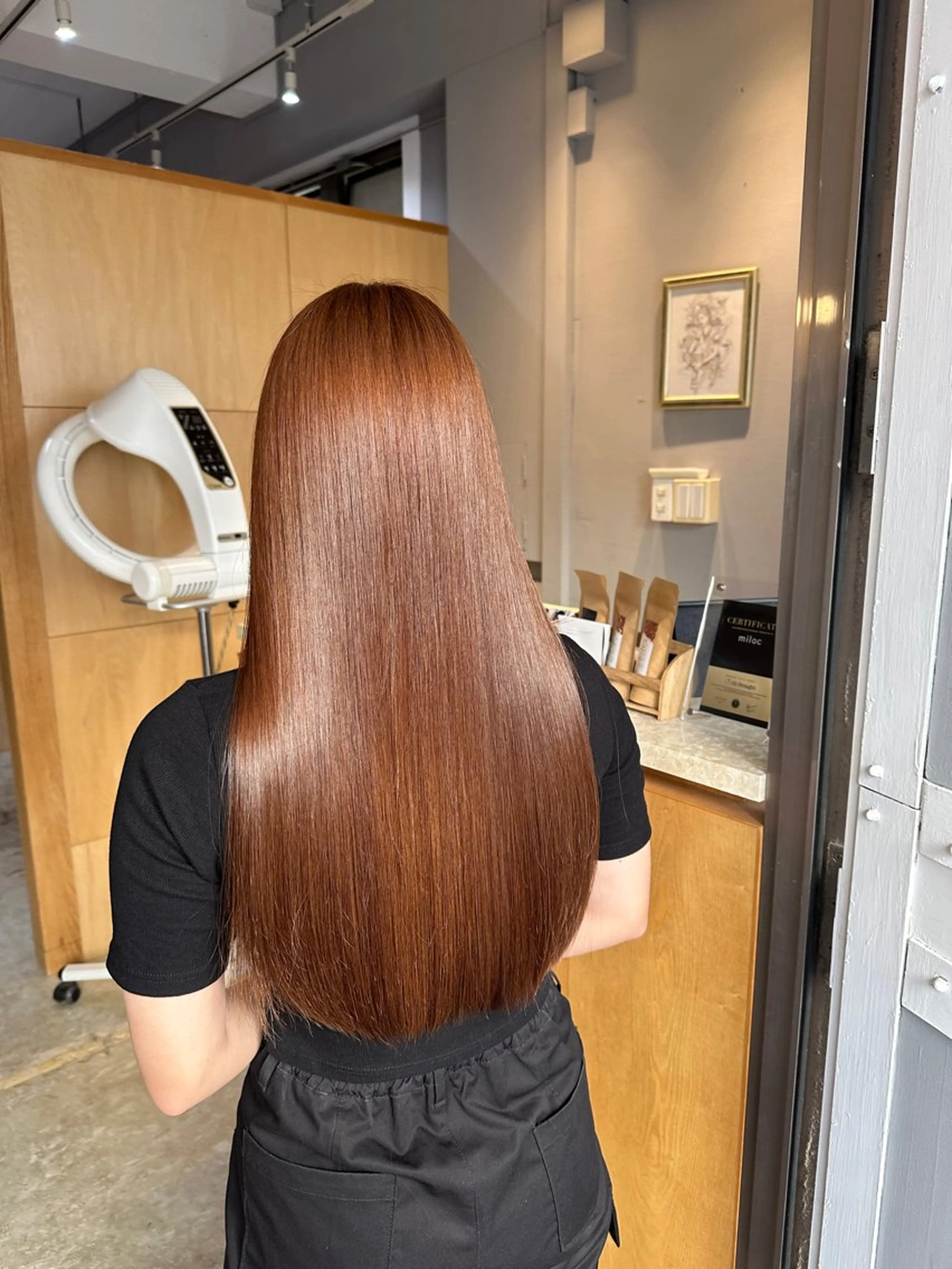 ミディアム ヘアカラー トリートメント miloc MOMOKAのヘアスタイル