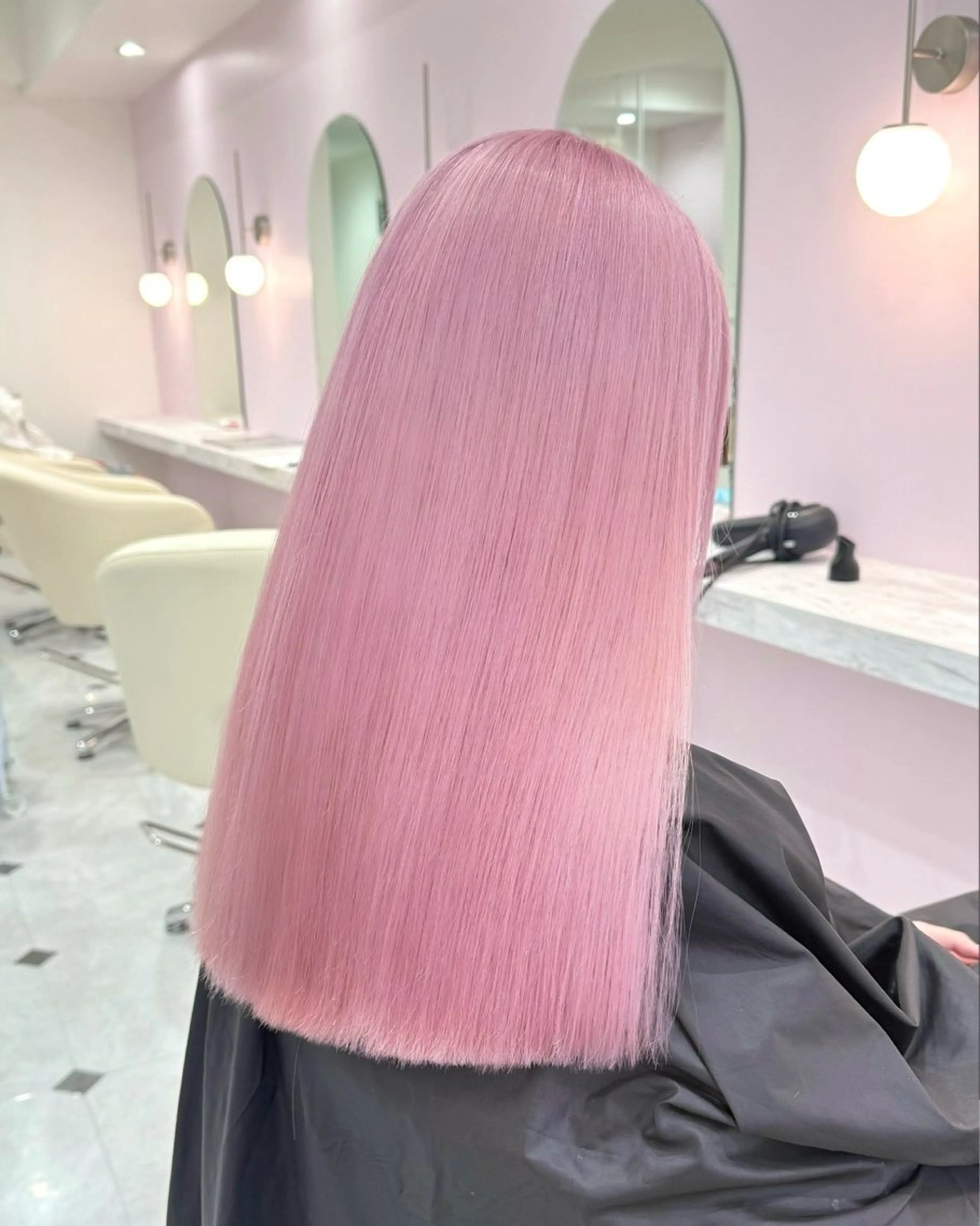 ロング カラー ブリーチ 透明感カラー ハイトーンカラー ラベンダーカラー ラベンダーピンク ヘアカラー ハイトーンカラー💞 くるみ🎀のヘアスタイル