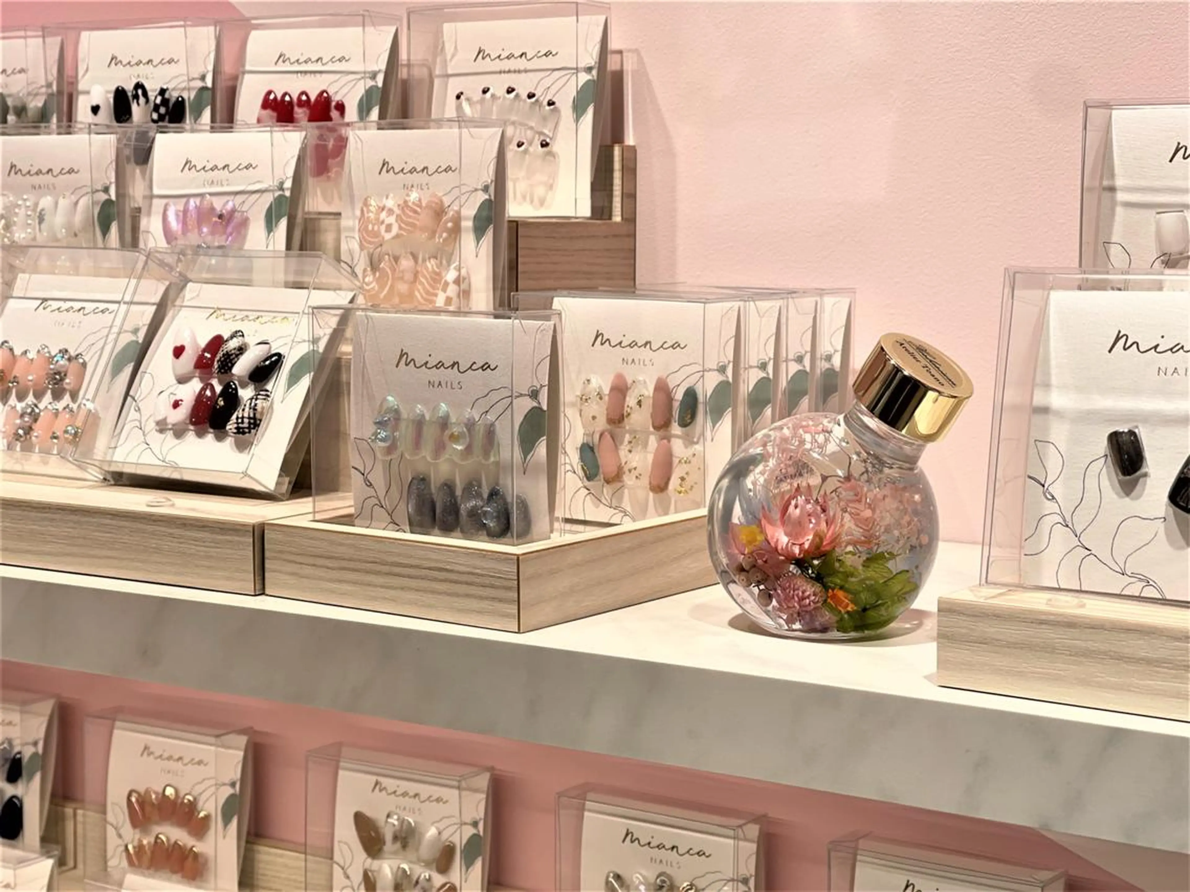 アンドルーチェ 京橋本店のマツエク・マツパデザイン