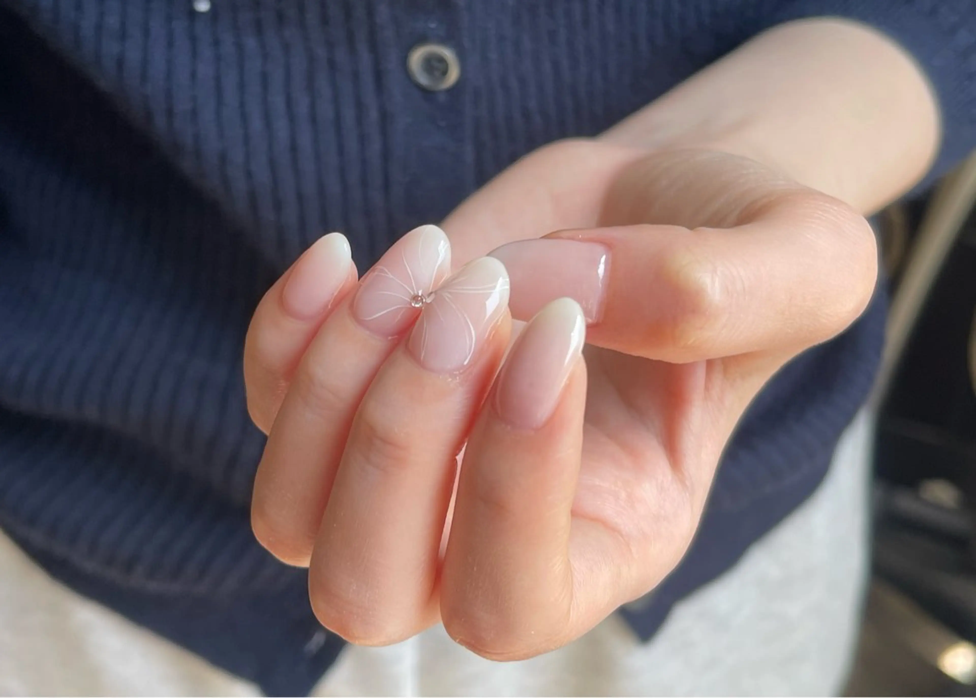 ネイル ハンドネイル ibelu 髙木のネイルデザイン