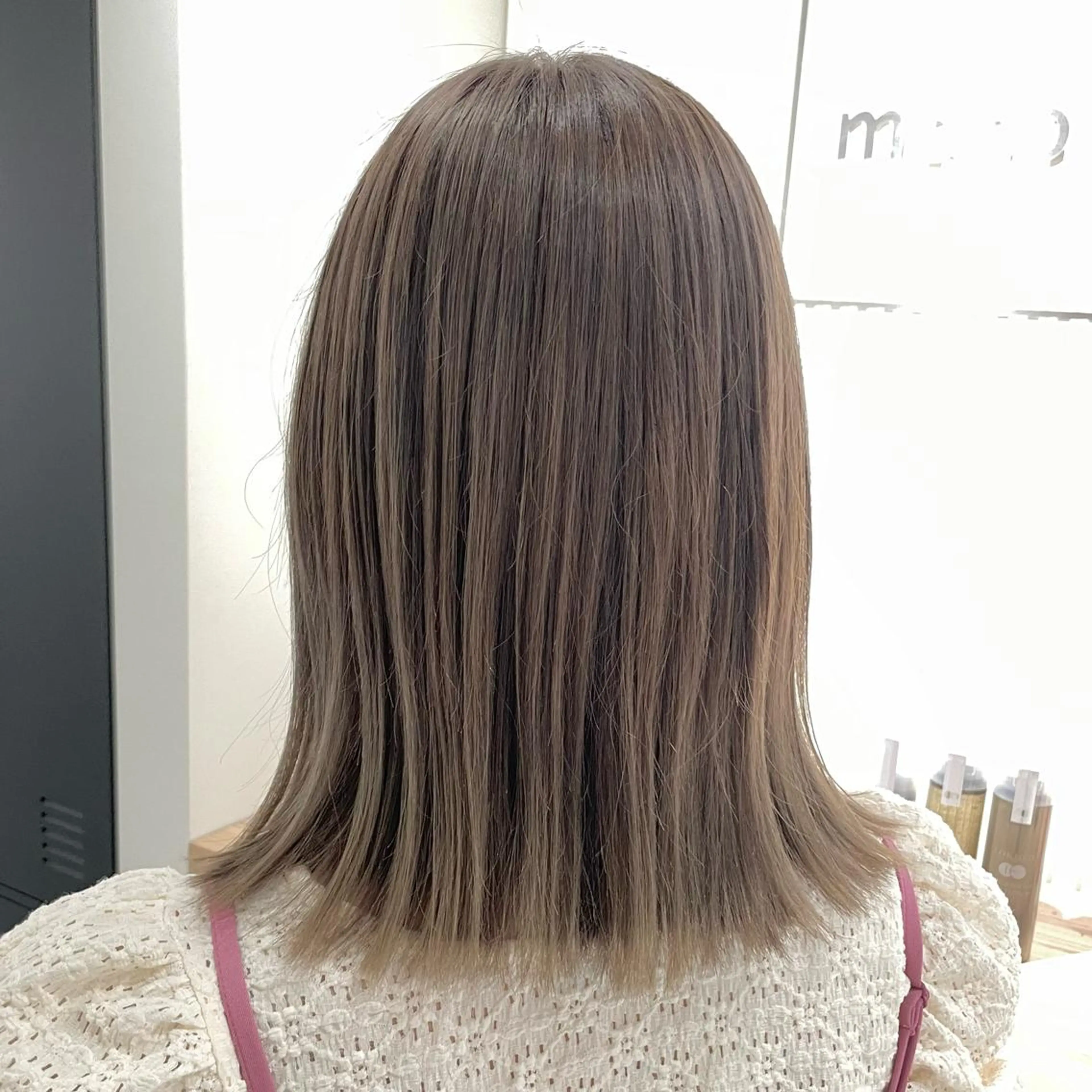 ミディアム カラー ベージュカラー GO TODAY SHARE SALON 原宿本店所属・ブリーチ/ハイトーン 艶カラー/ユリナのヘアスタイル