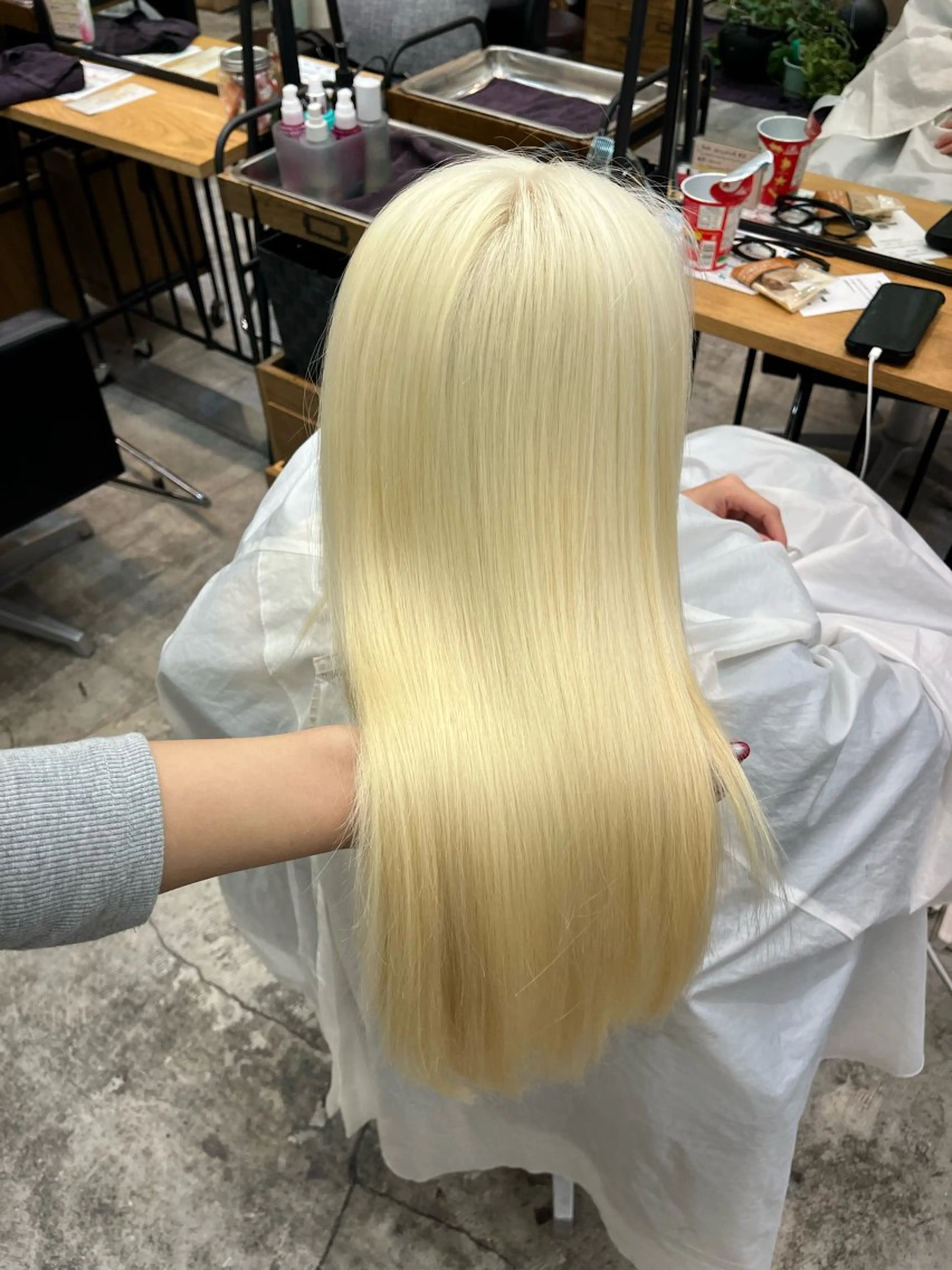 ロング ヘアカラー 韓国レイヤーカット/ ハイトーン/マアヤのヘアスタイル