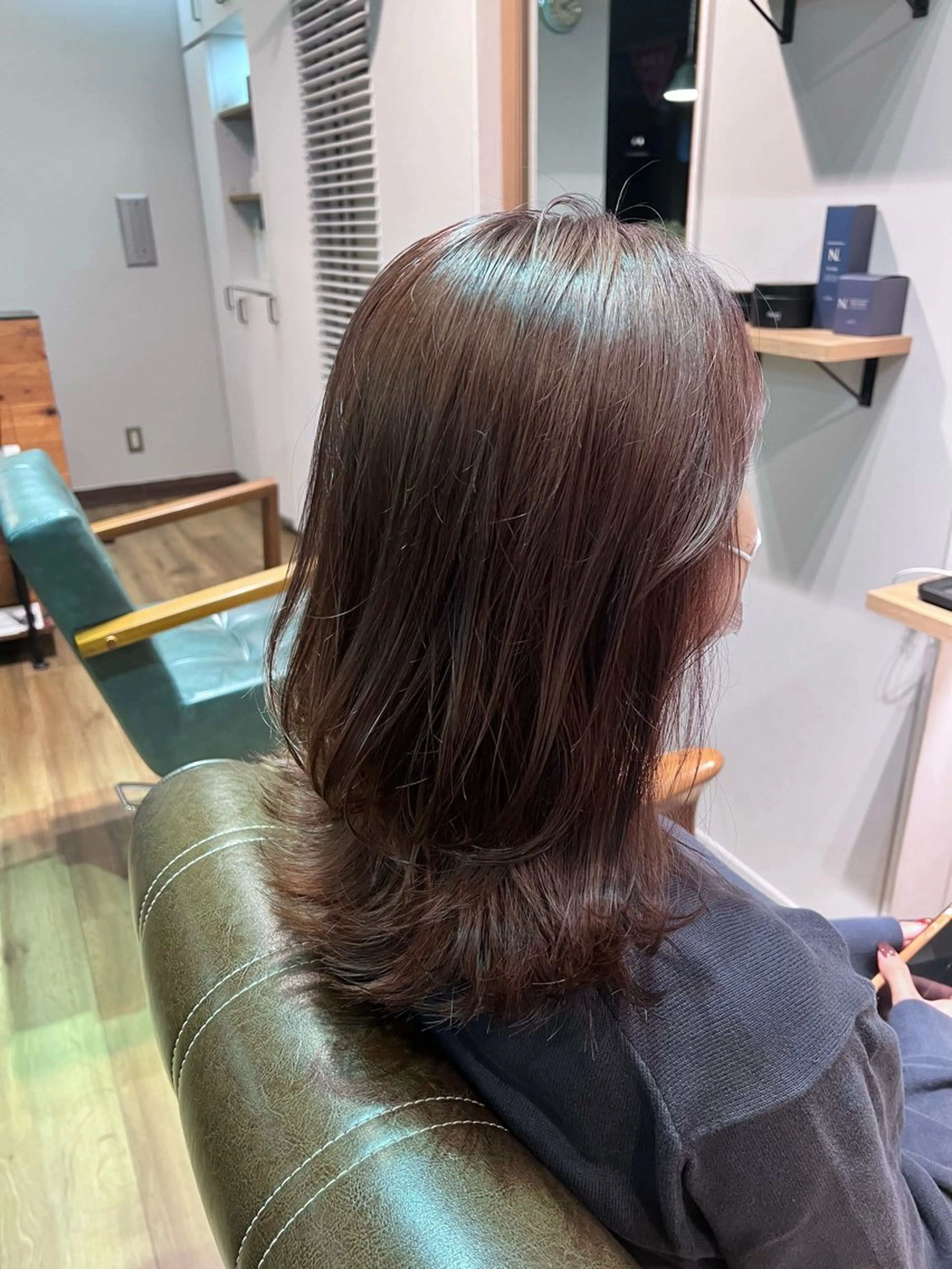 ロング カラー ブラウンカラー ラベンダーカラー ヘアカラー トリートメント ツキダテ ユイのヘアスタイル