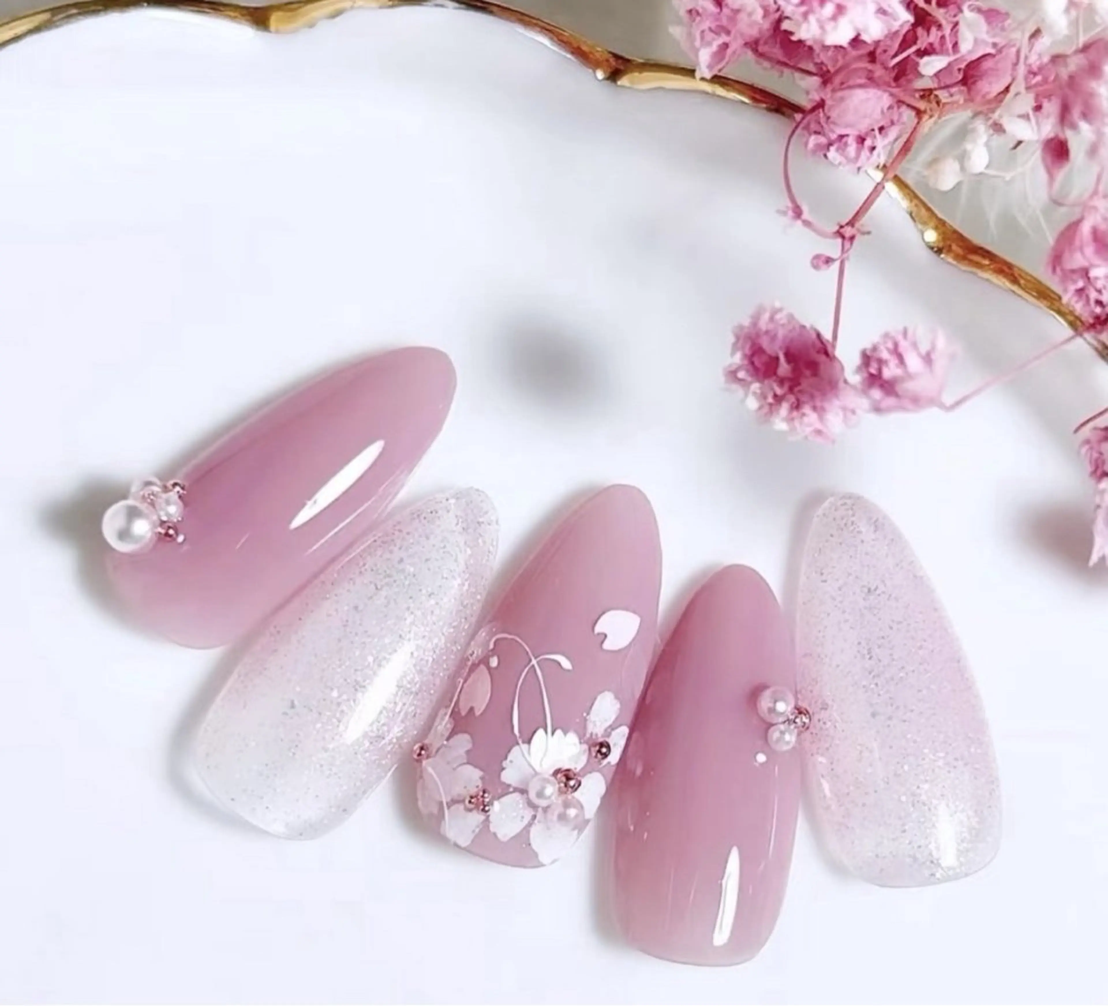 ネイル アートネイル オーロラネイル チークネイル フレンチネイル ガラスフレンチ 🎀🎀YooLi Nail Salonのネイルデザイン