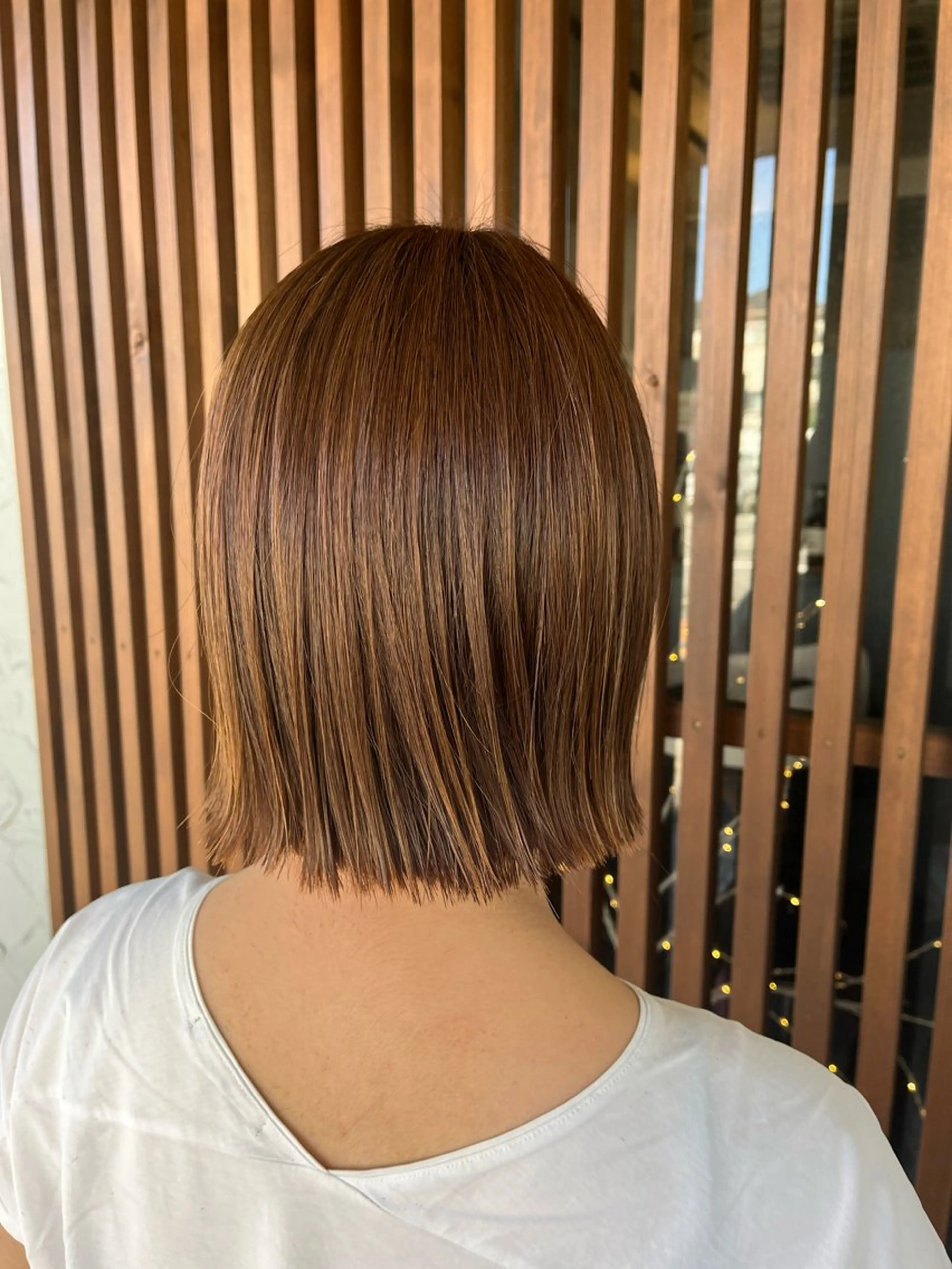 ミディアム イエローカラー ボブ classika ERIの眉毛・アイブロウイメージ