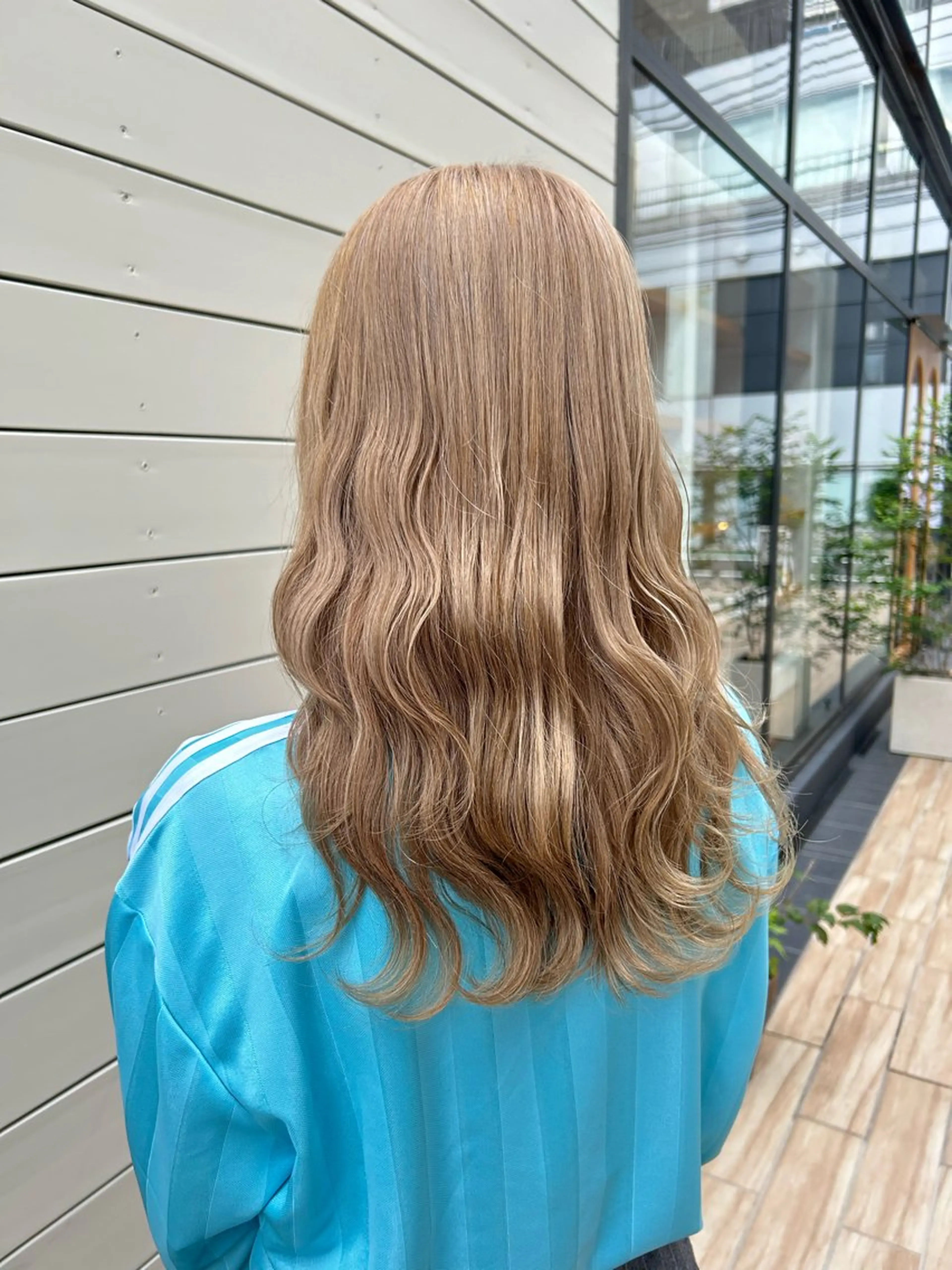 ロング カラー ヘアアレンジ ブリーチ カット ヘアカラー トリートメント yuka .のヘアスタイル