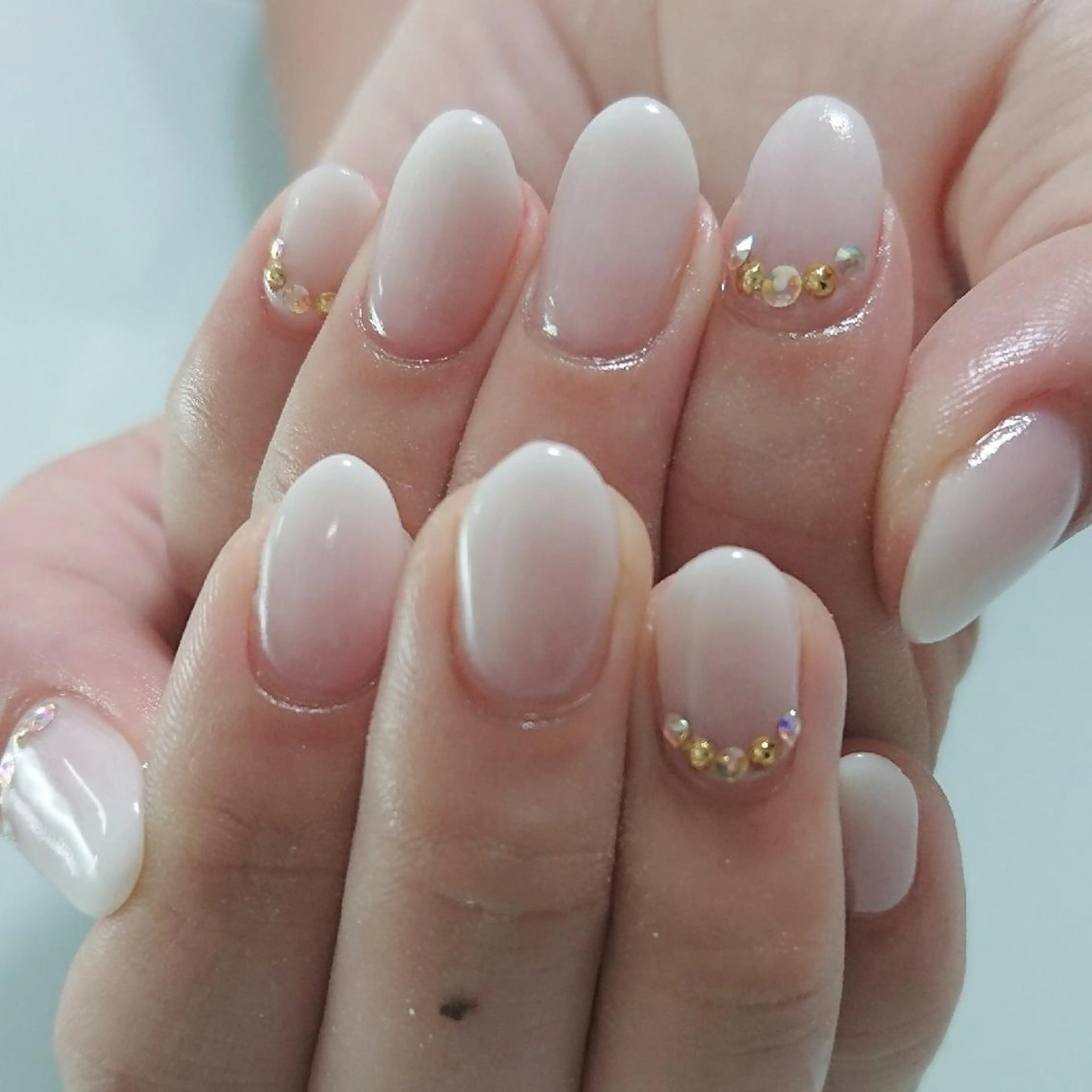 ネイル QULEONAIL所属・大城 裕麻のネイルデザイン