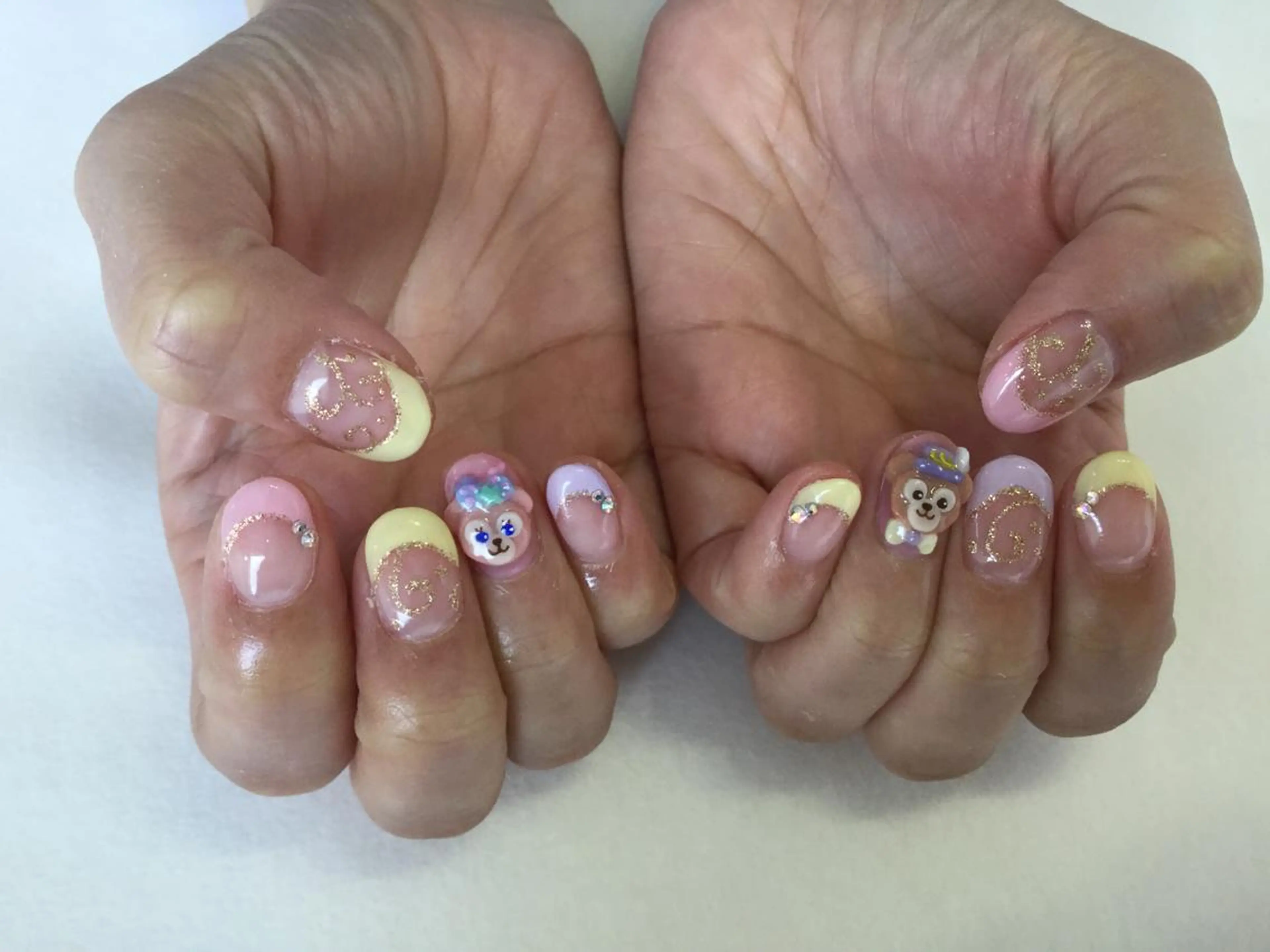 ネイル ハンドネイル 💎🐰 saki. m 🐰💎のネイルデザイン